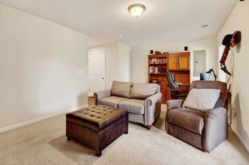 229 WILLOWSHIRE CT