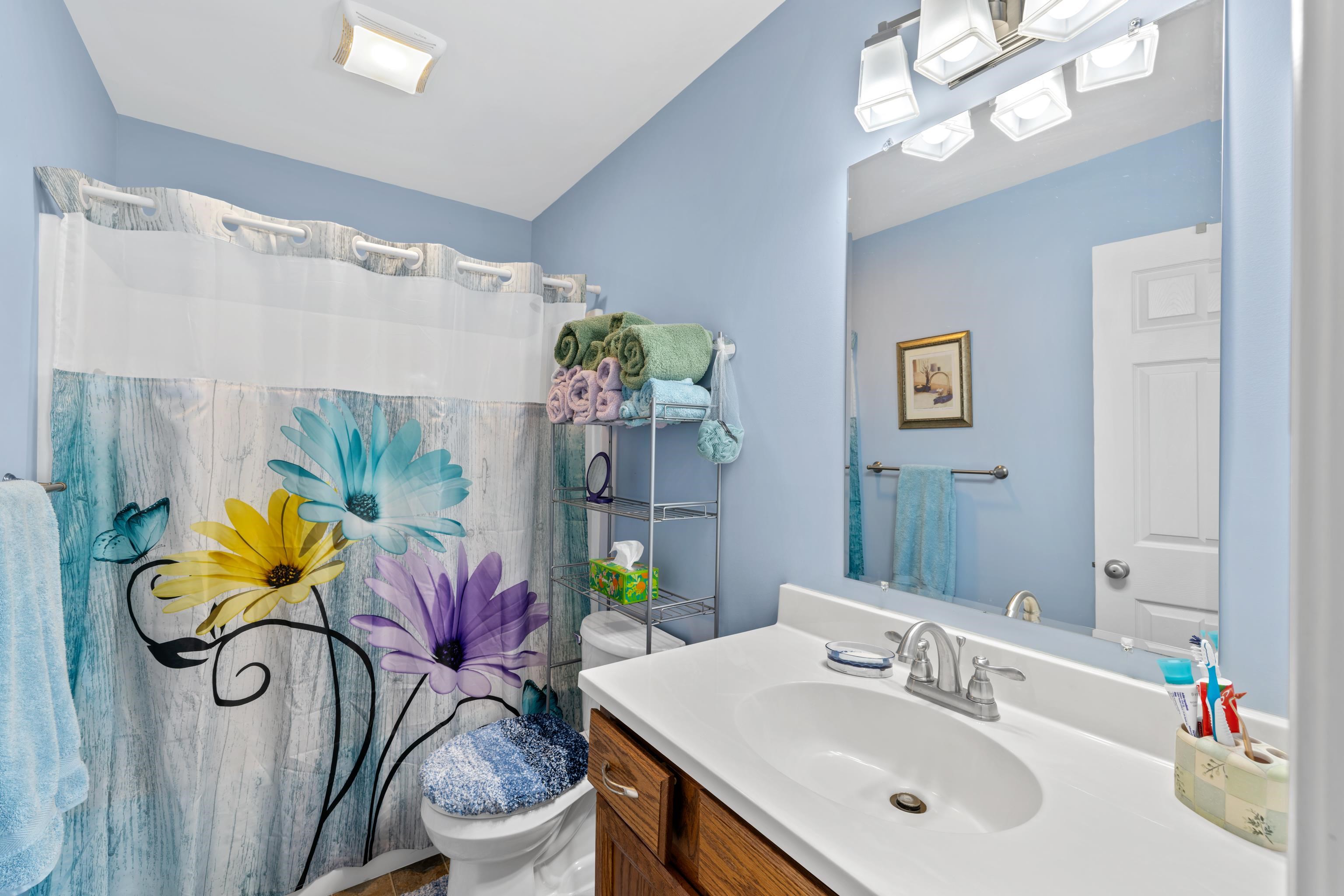 809 CARSON CIR