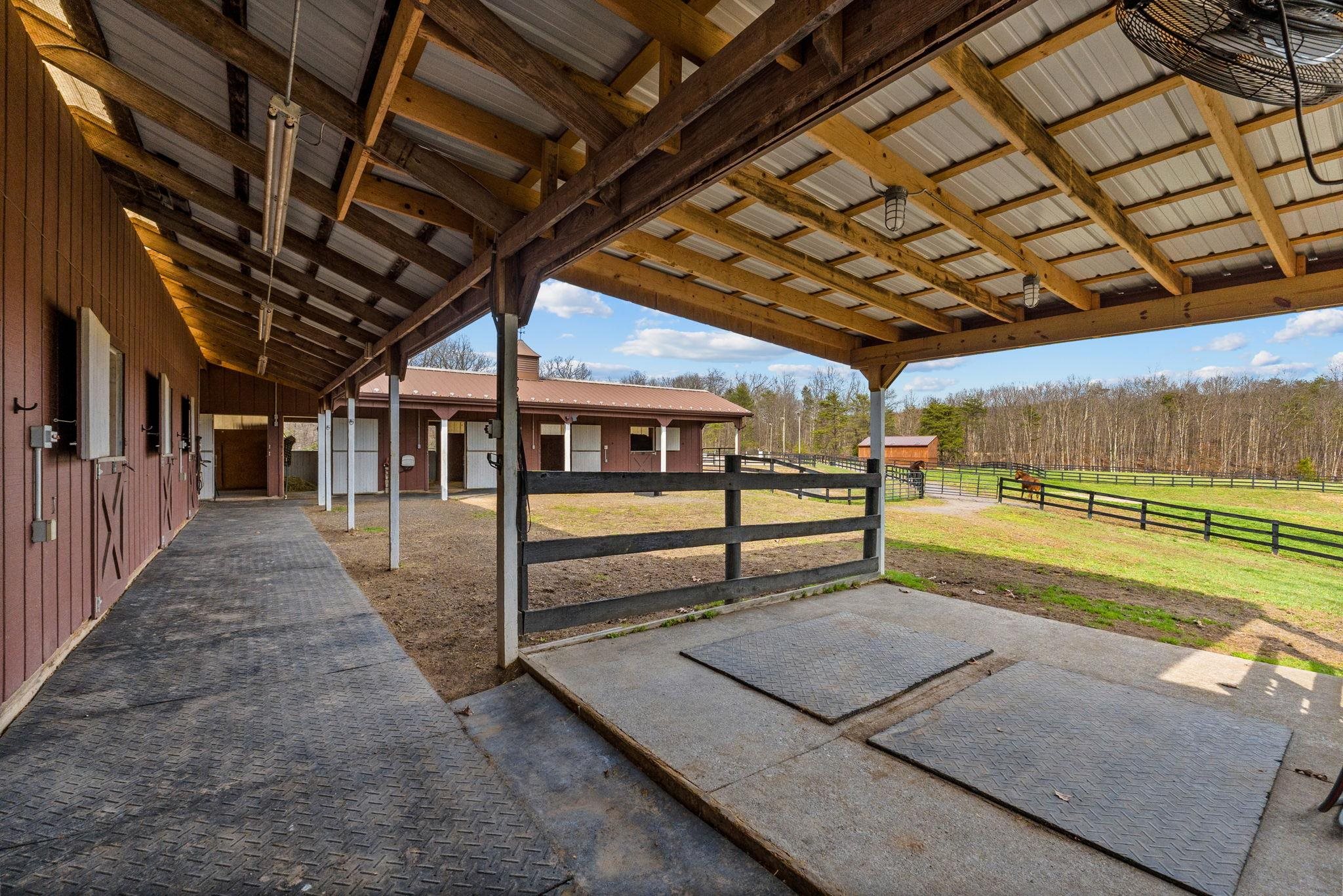 Autumn Ridge Farm