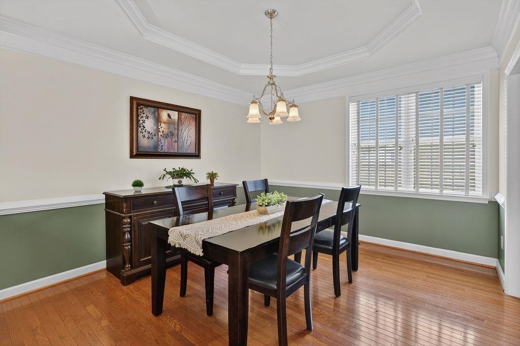 208 CLAYBROOK DR