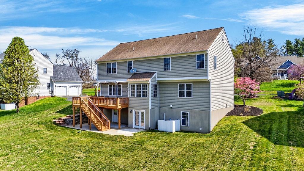 208 CLAYBROOK DR