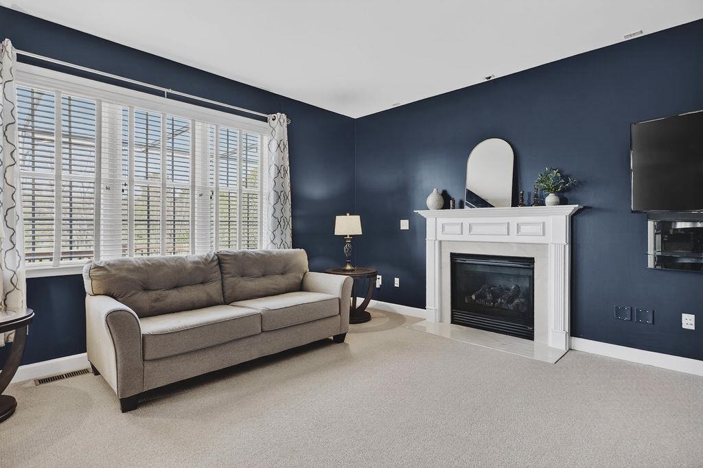 208 CLAYBROOK DR
