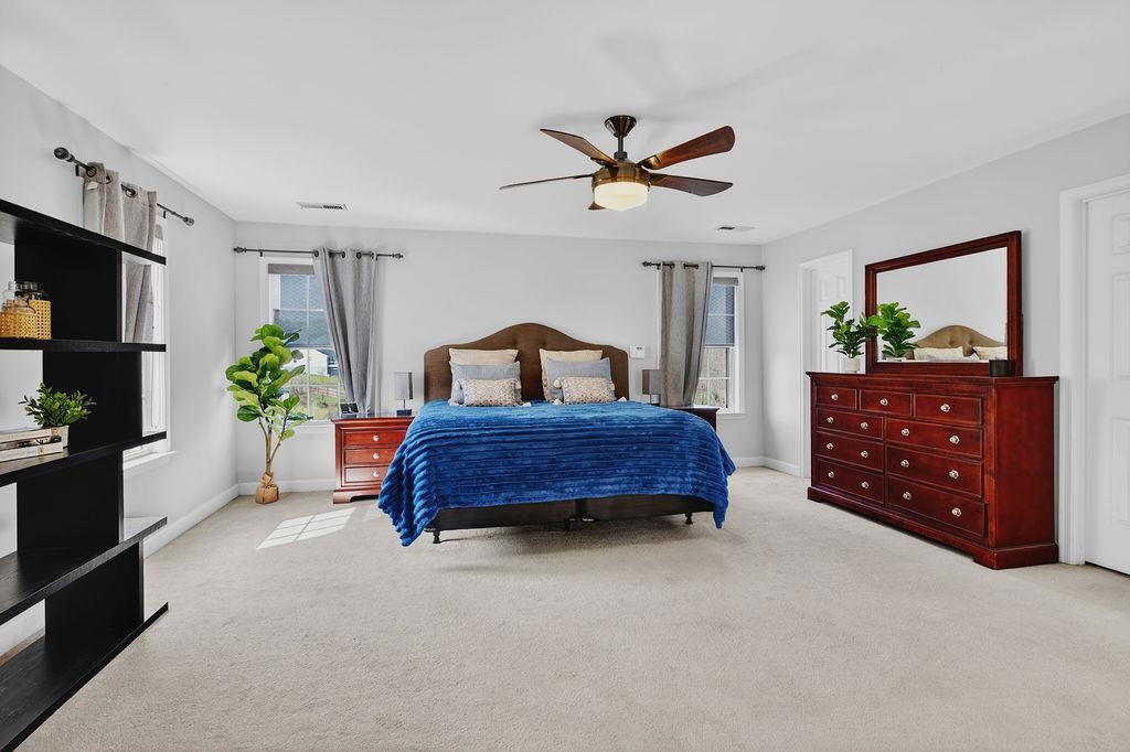 208 CLAYBROOK DR