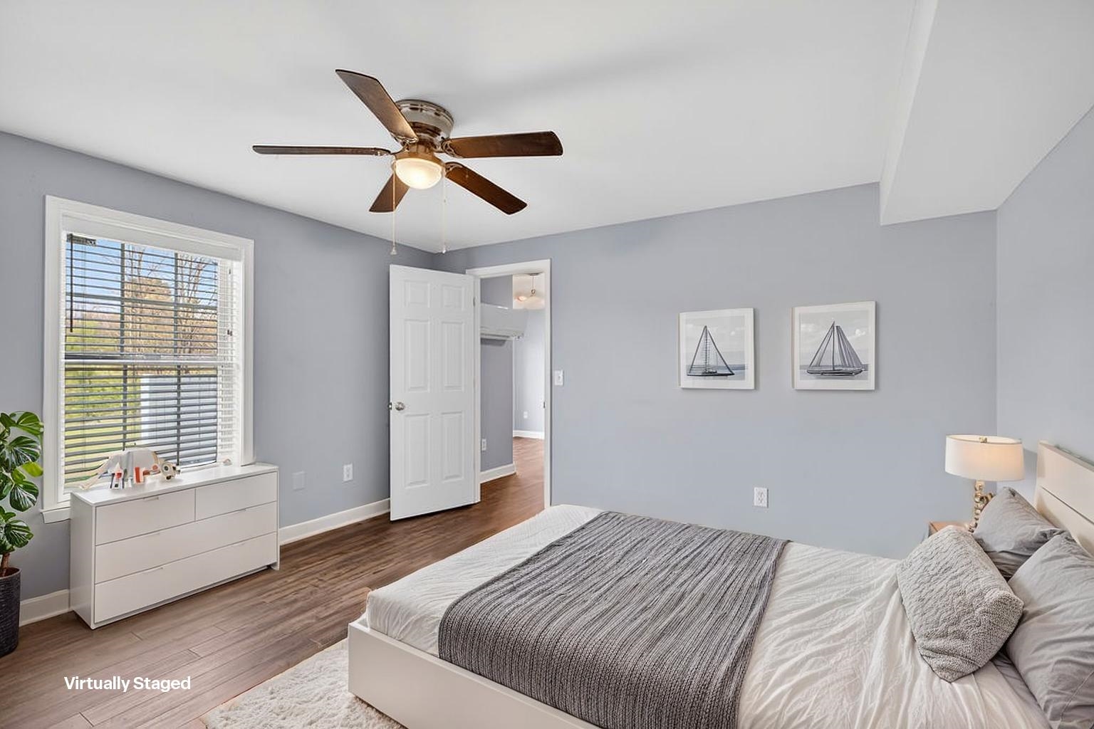208 CLAYBROOK DR