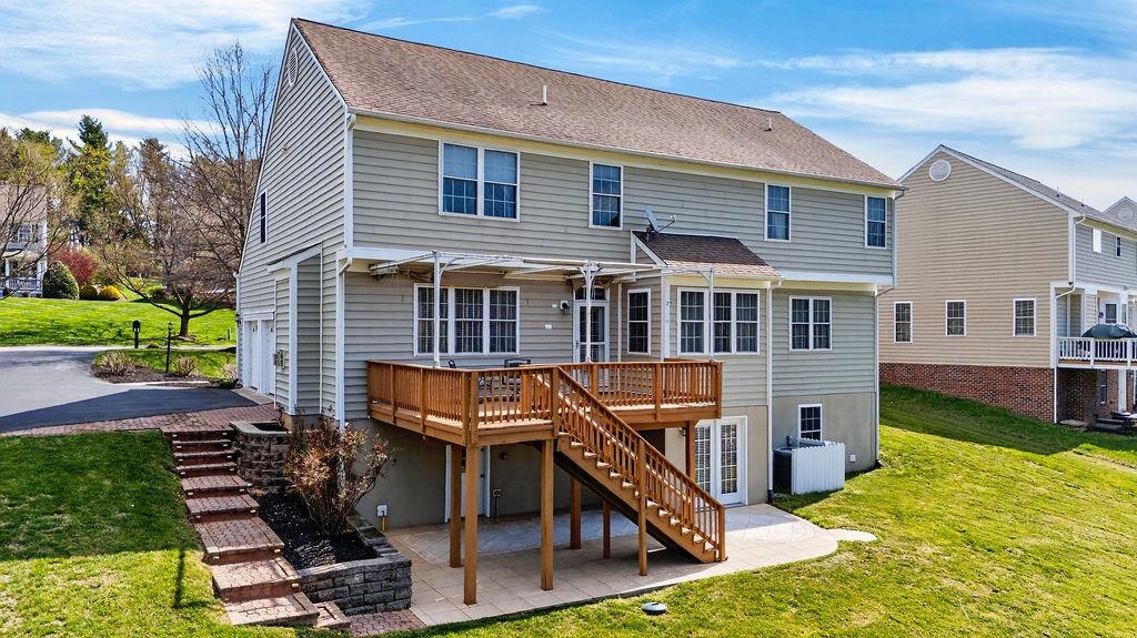 208 CLAYBROOK DR