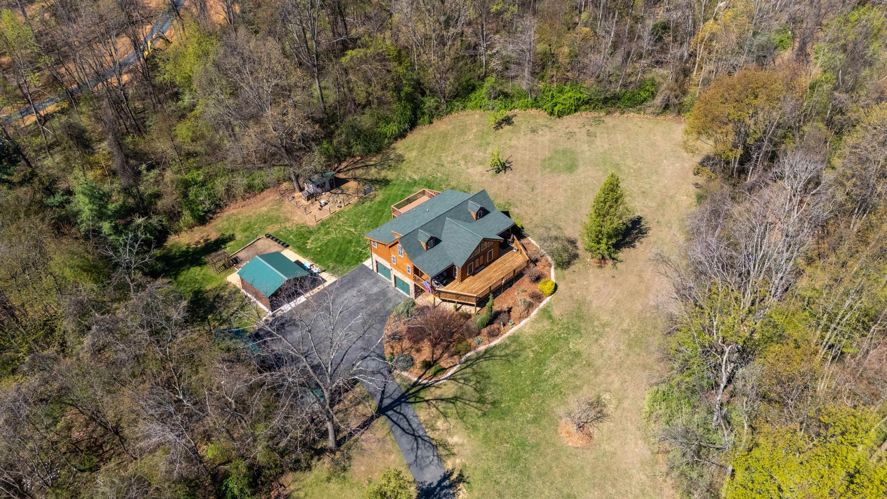 115 SPRING CROSSING LN