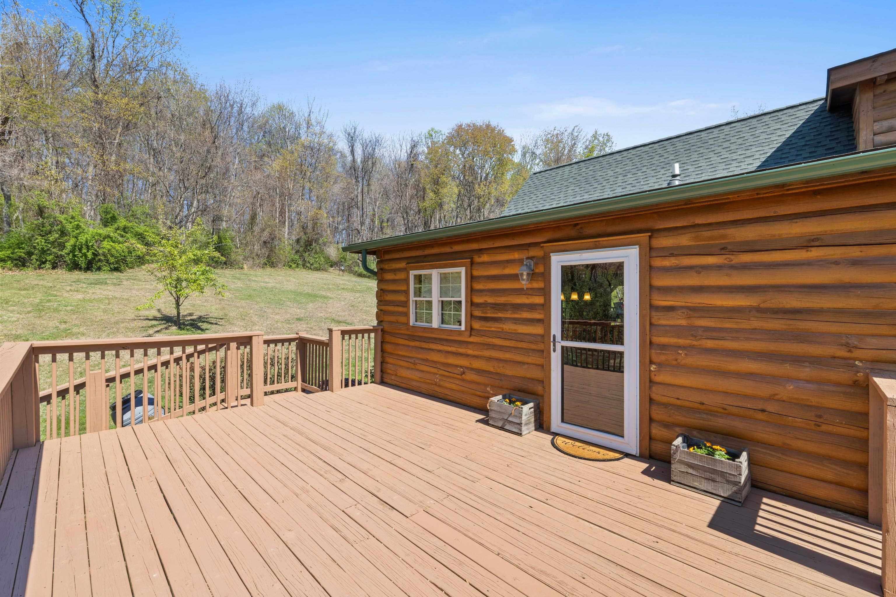 115 SPRING CROSSING LN