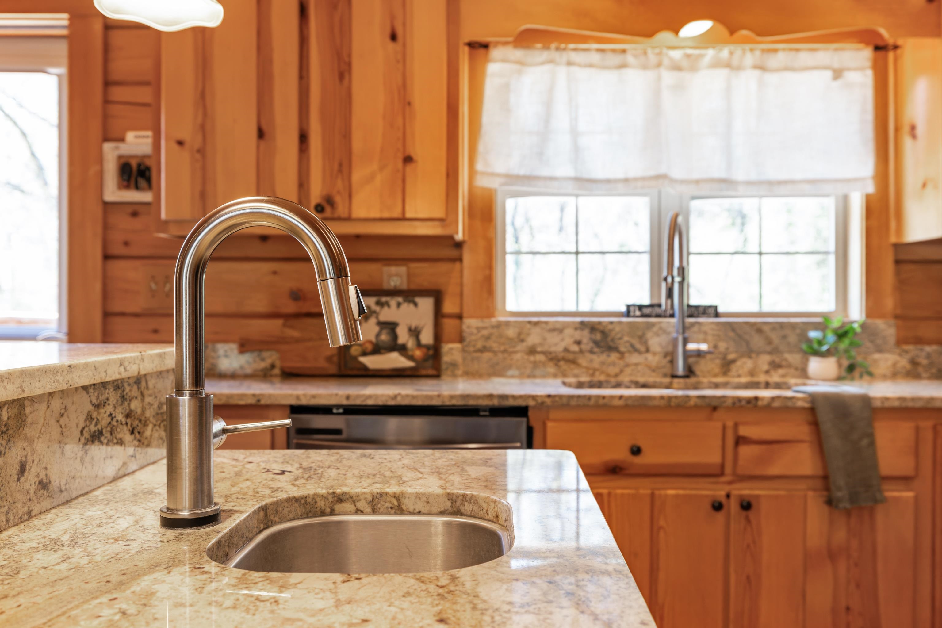 115 SPRING CROSSING LN