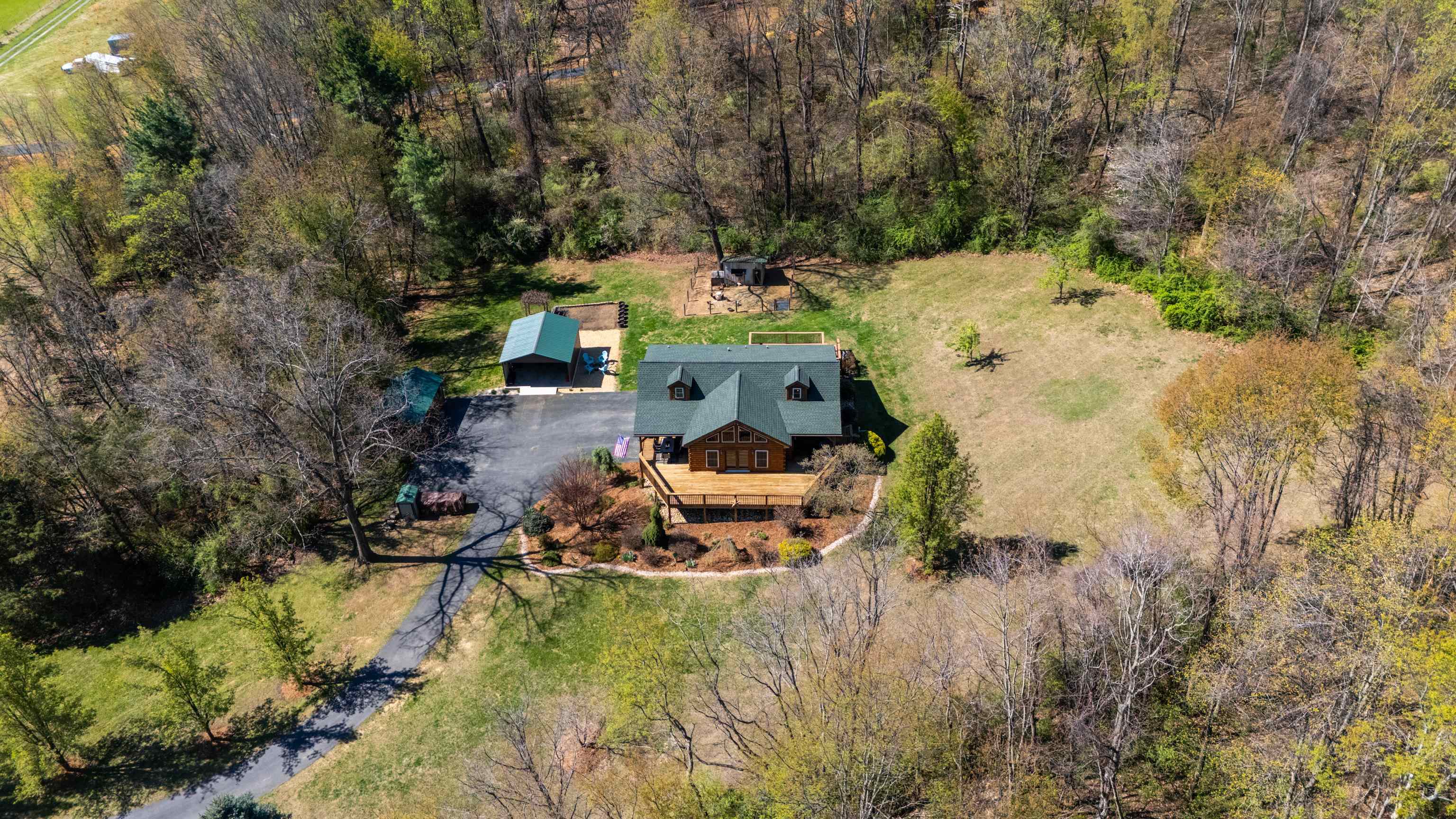 115 SPRING CROSSING LN