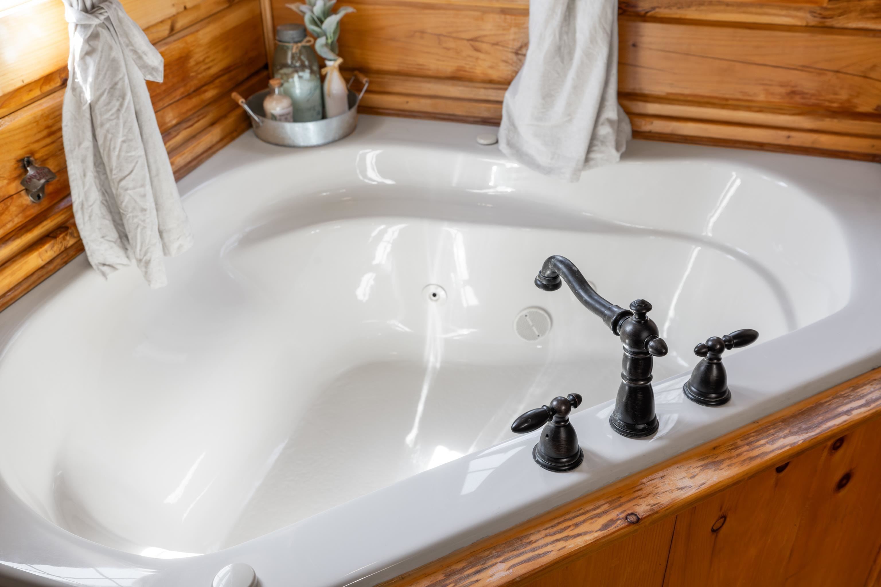 115 SPRING CROSSING LN