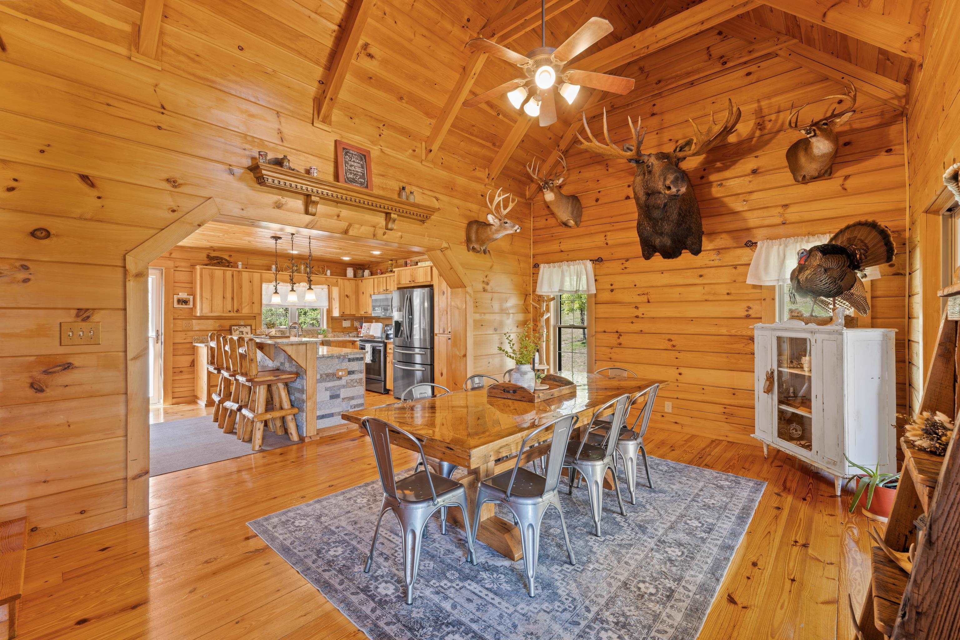 115 SPRING CROSSING LN