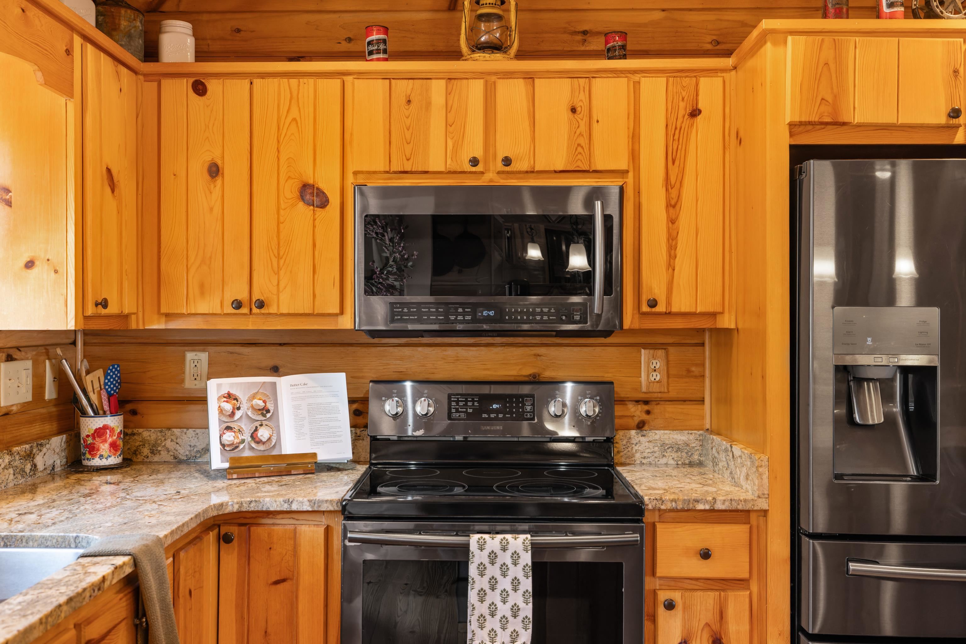 115 SPRING CROSSING LN