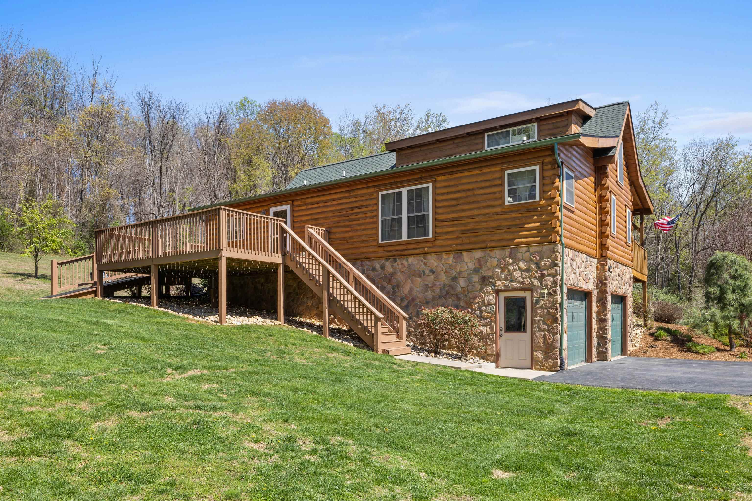 115 SPRING CROSSING LN