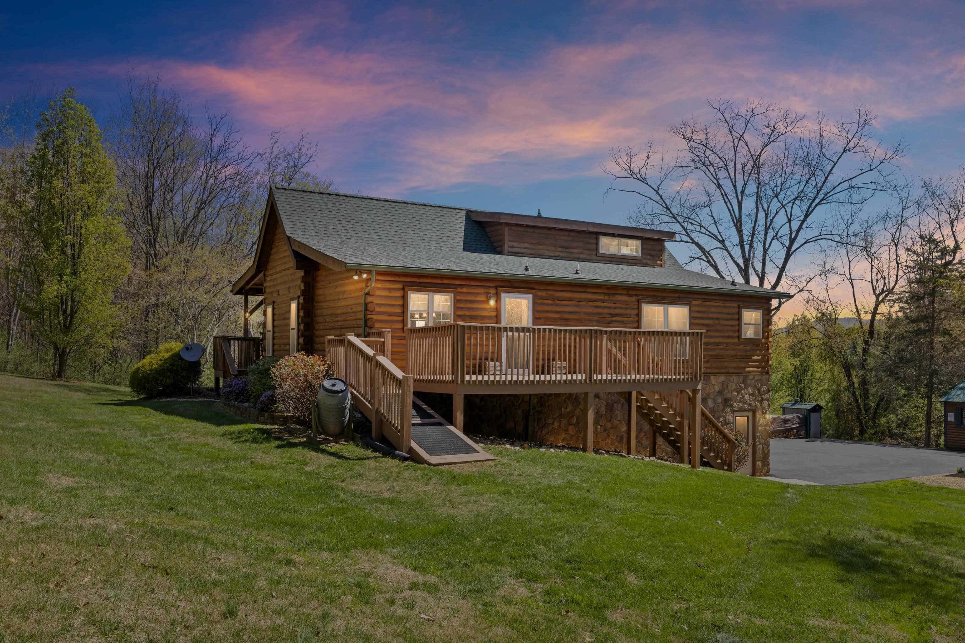 115 SPRING CROSSING LN