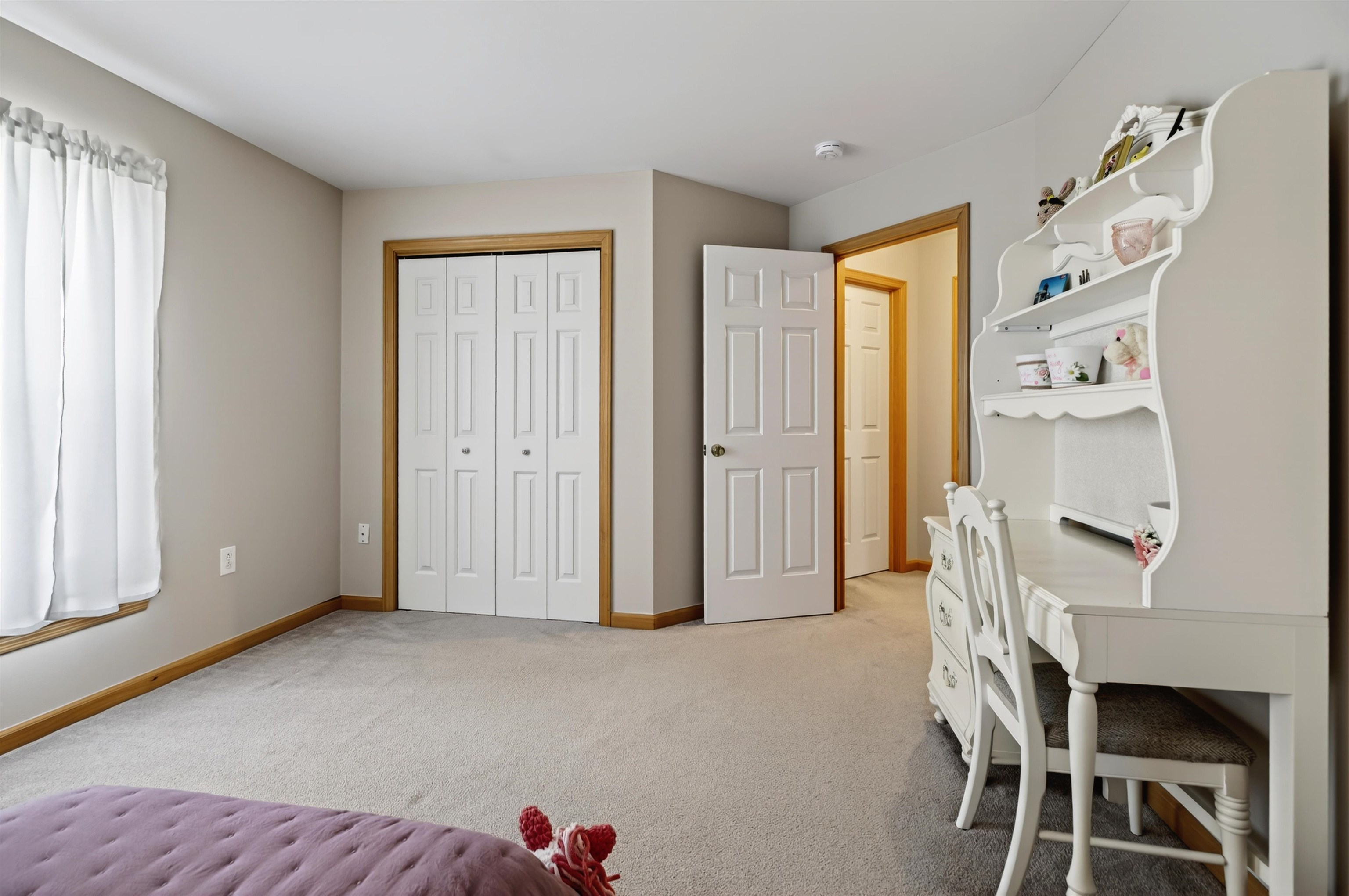 97 LAUREL OAK LN