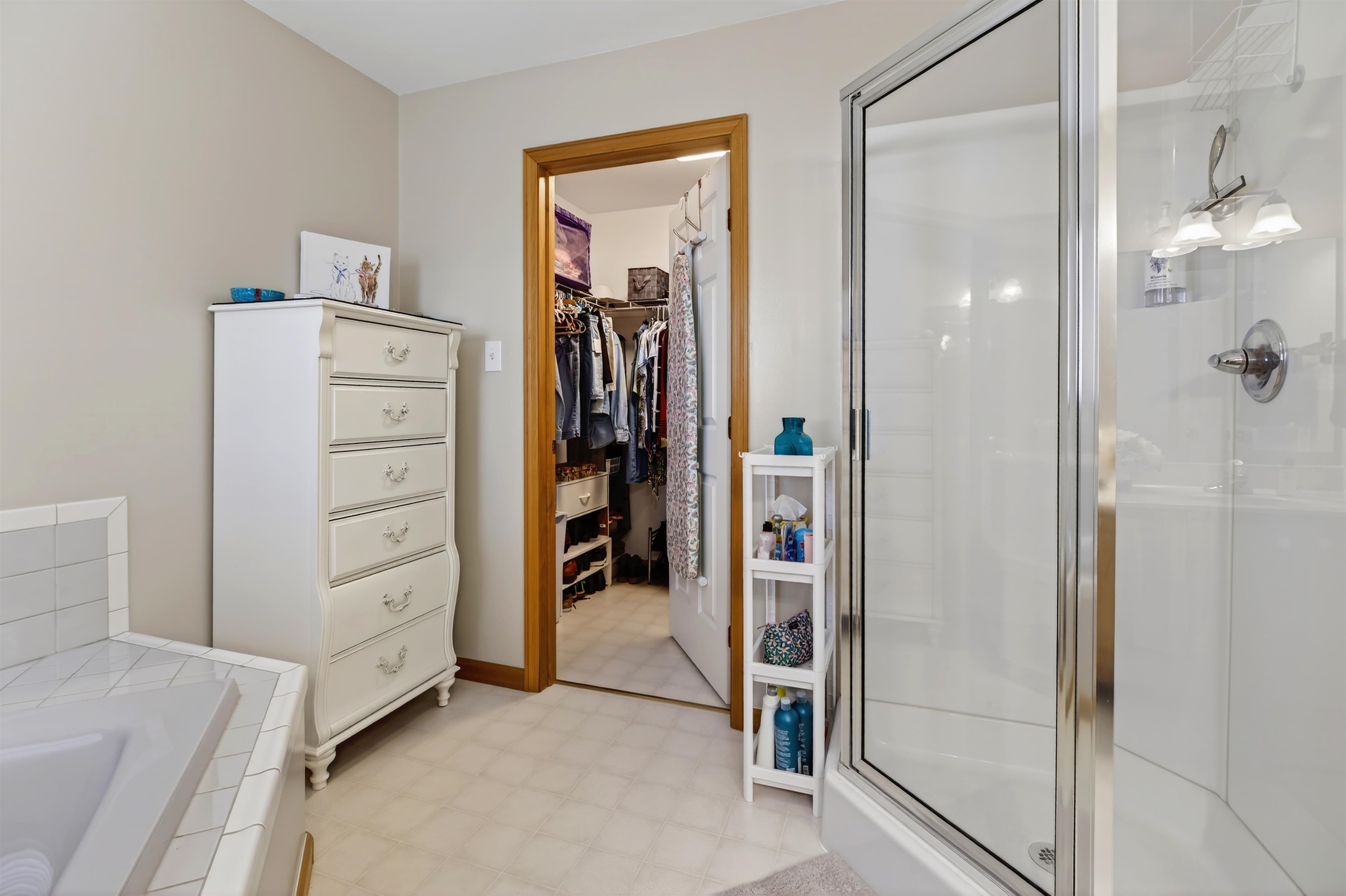 97 LAUREL OAK LN