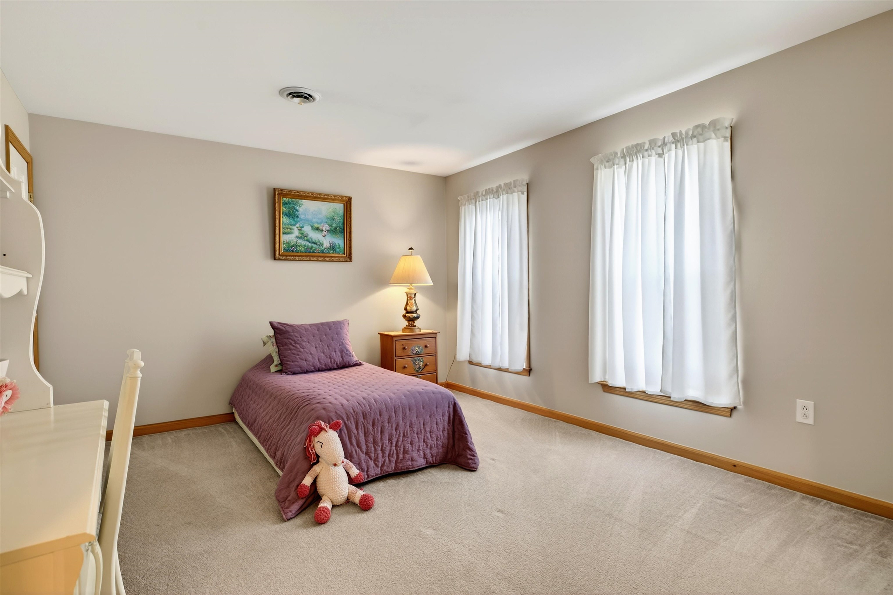 97 LAUREL OAK LN