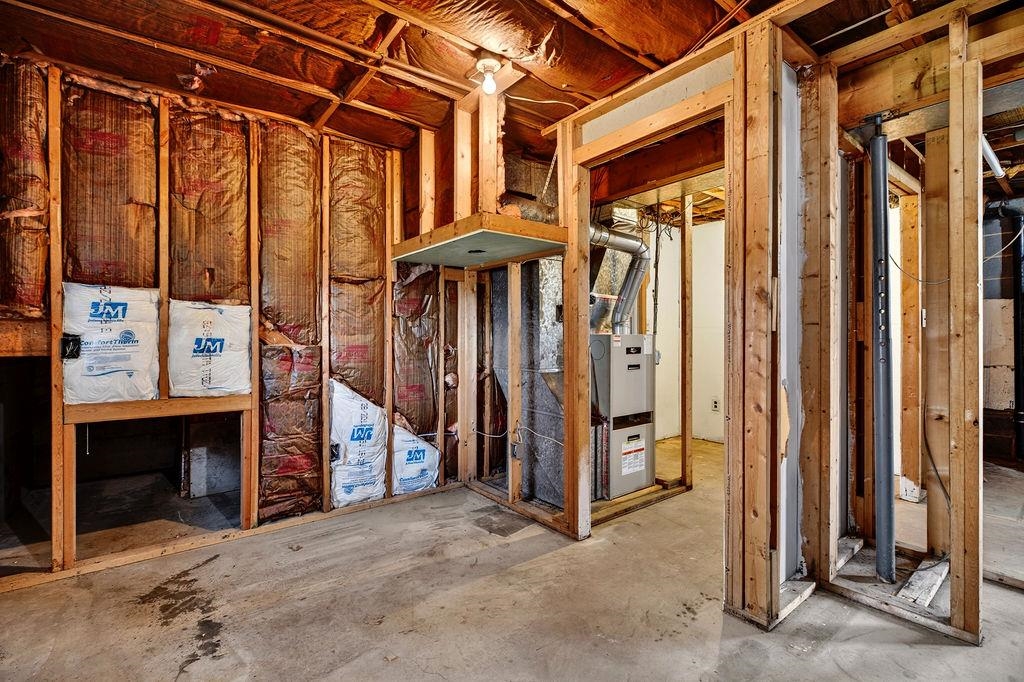 51 BRIARWOOD CIR