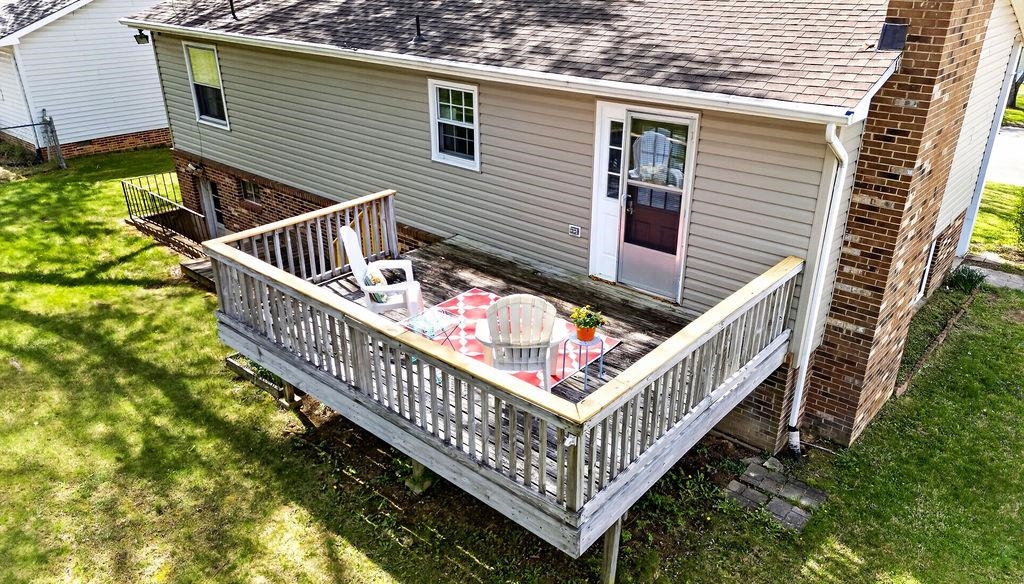 51 BRIARWOOD CIR