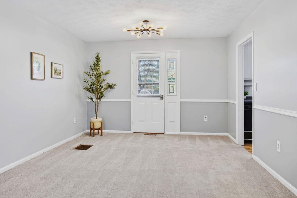 51 BRIARWOOD CIR