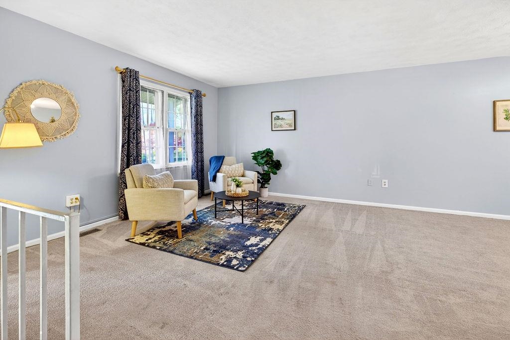 51 BRIARWOOD CIR