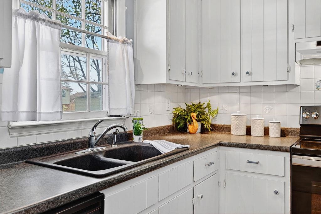 51 BRIARWOOD CIR