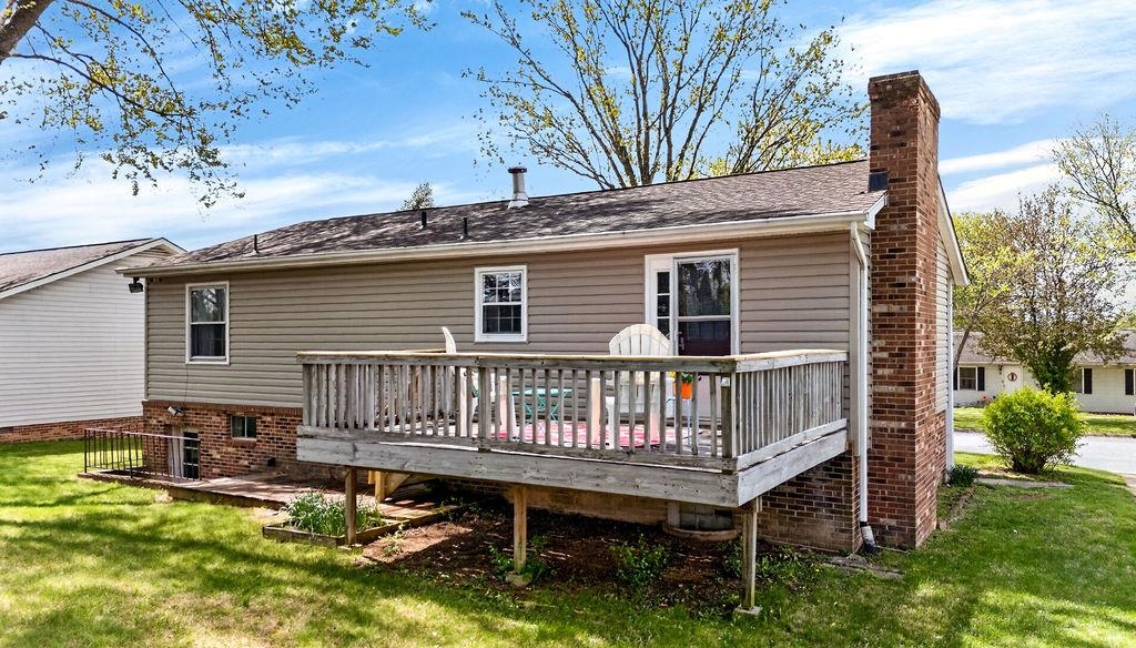 51 BRIARWOOD CIR