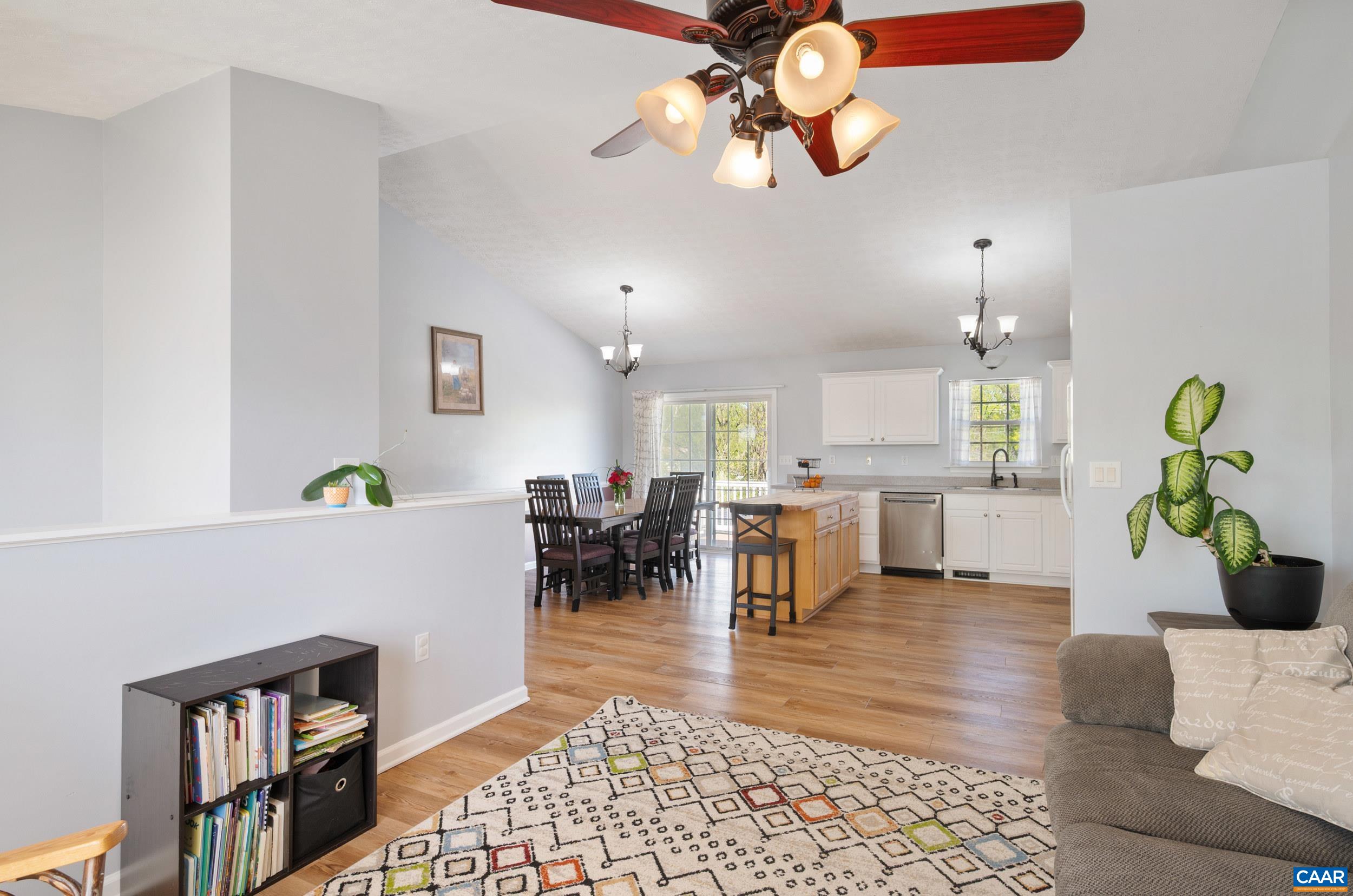 225 MAYFIELD LN