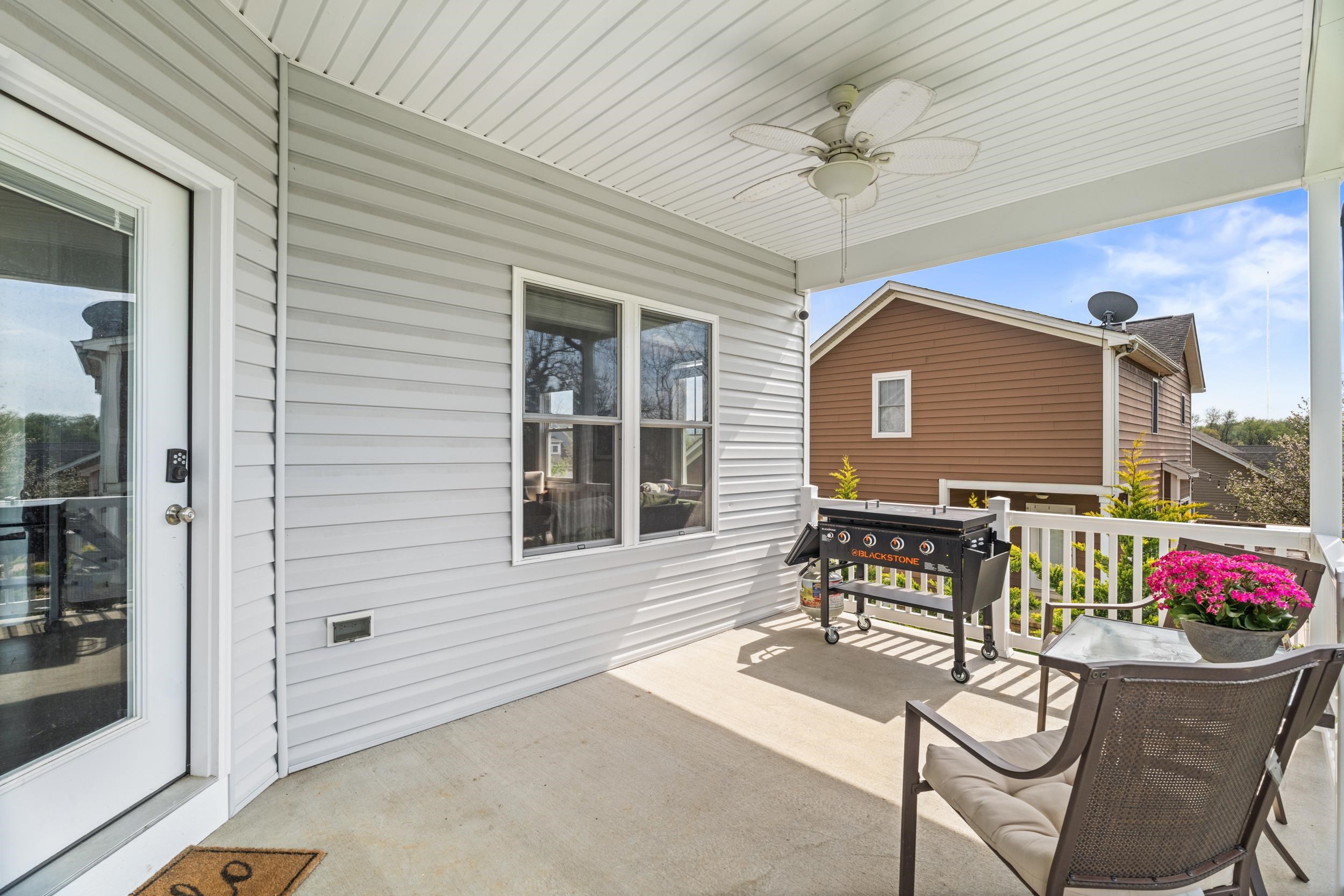 137 TOMASVILLE DR