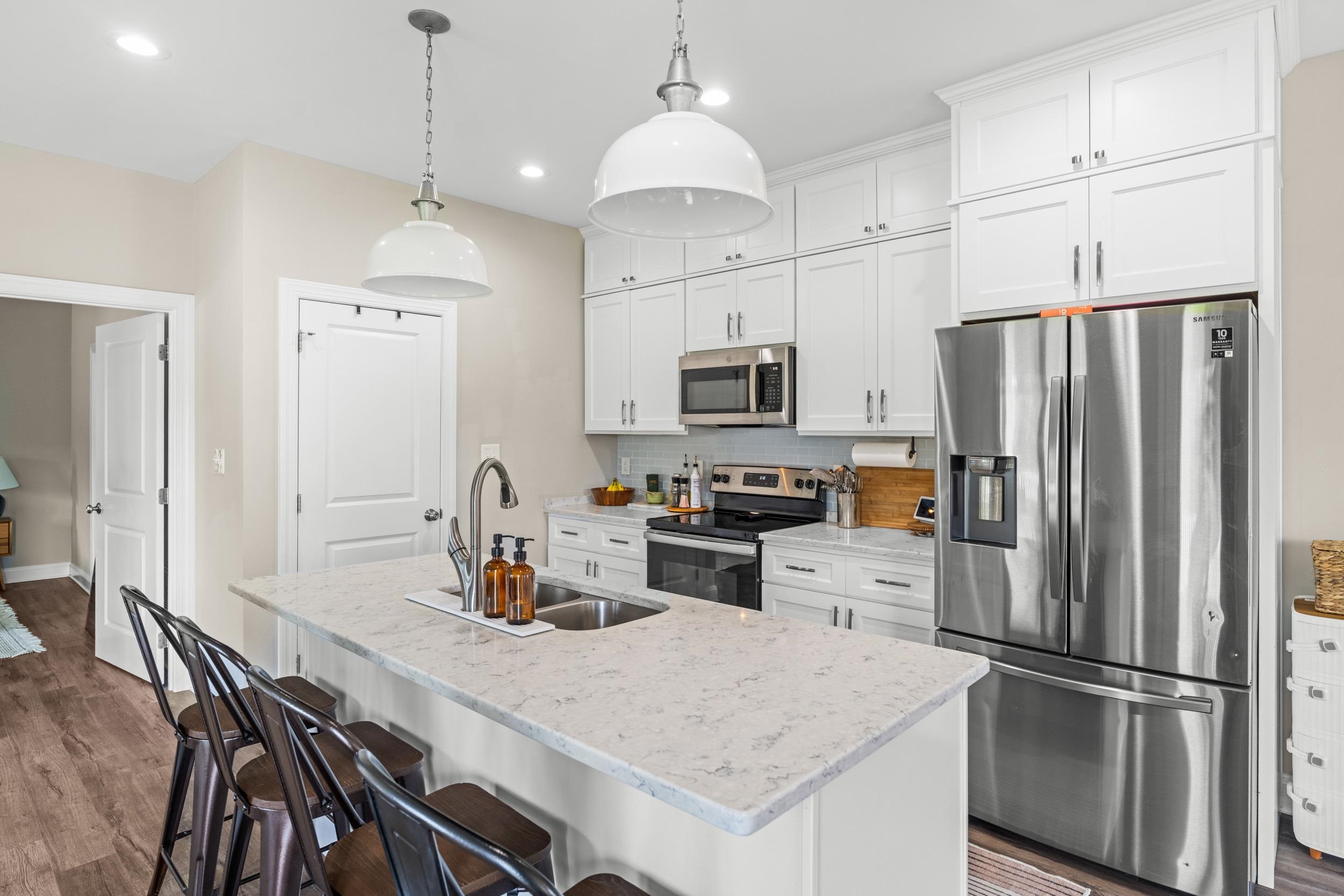 137 TOMASVILLE DR