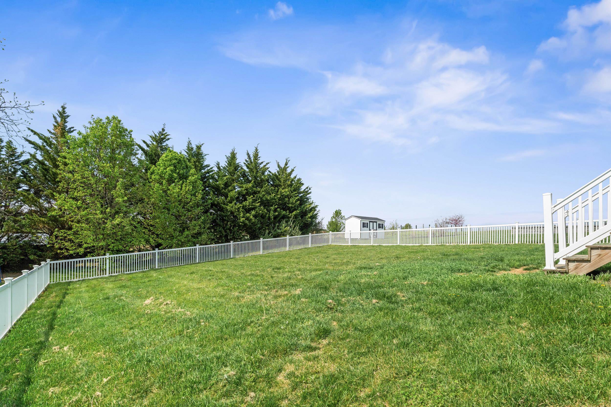 137 TOMASVILLE DR