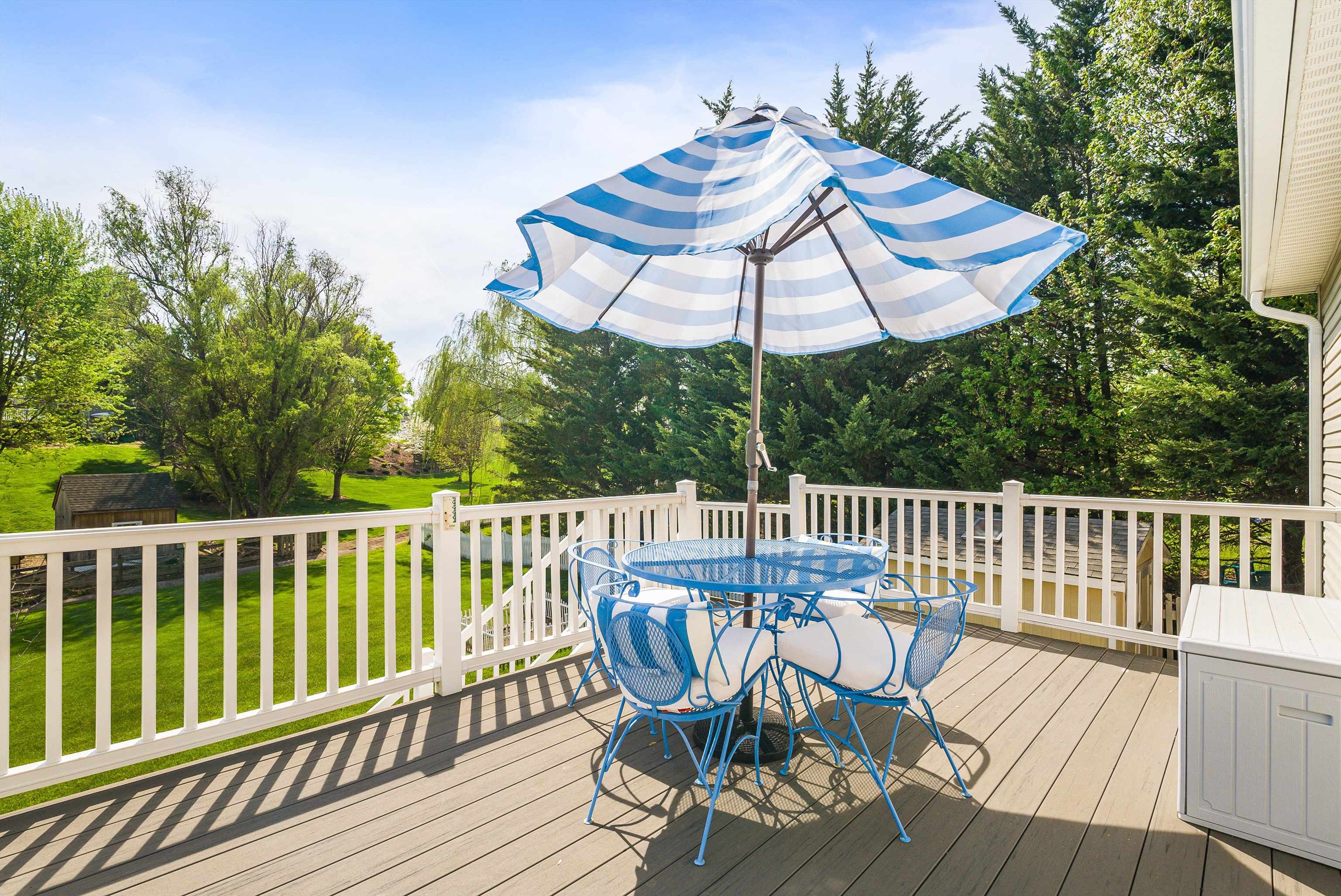 84 WINDSOR DR