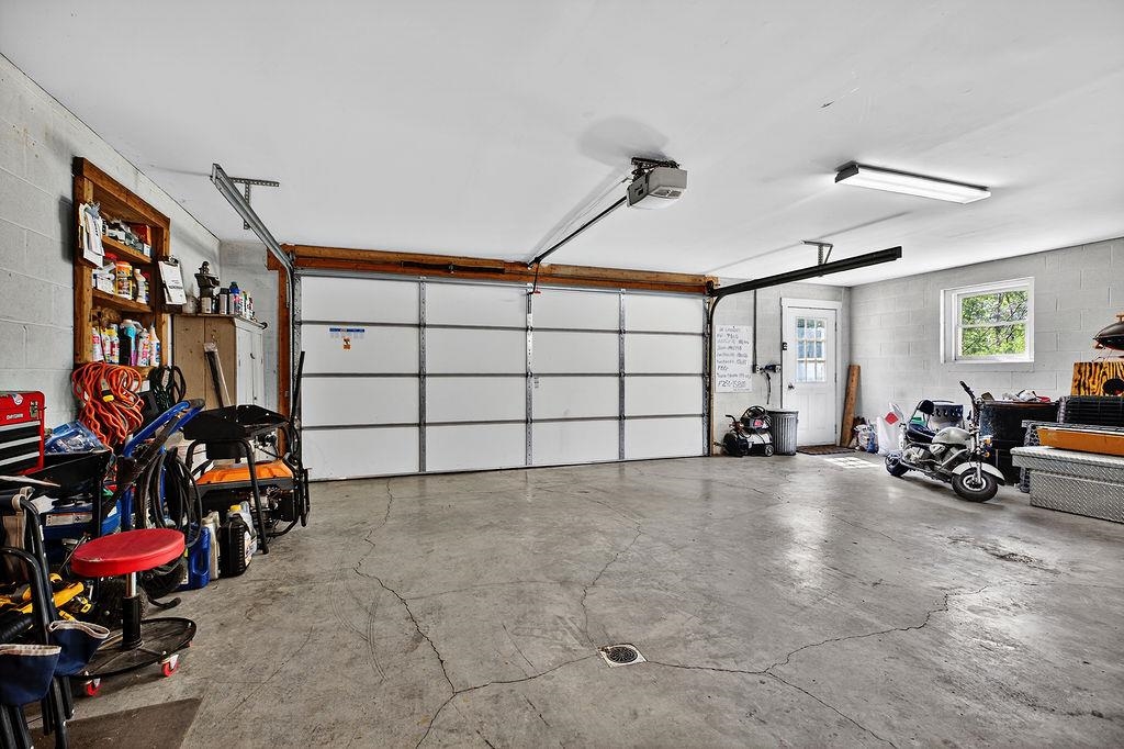 576 VINEGAR HILL RD