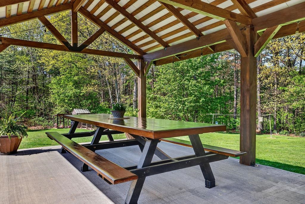 576 VINEGAR HILL RD