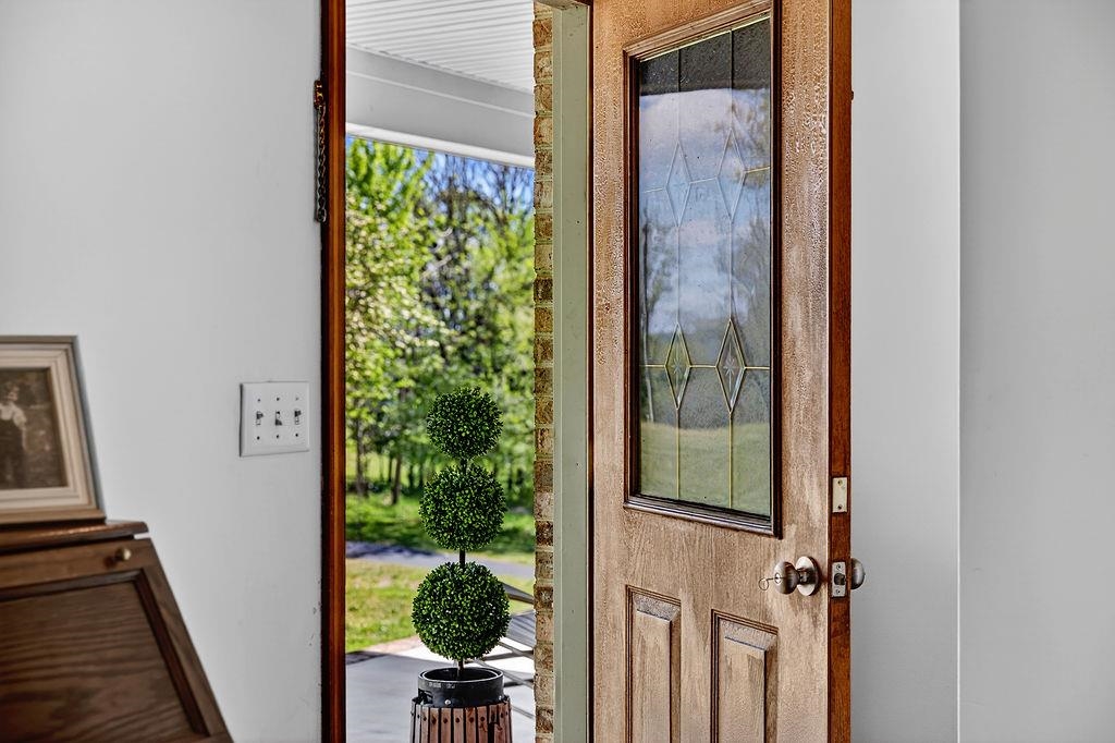 576 VINEGAR HILL RD