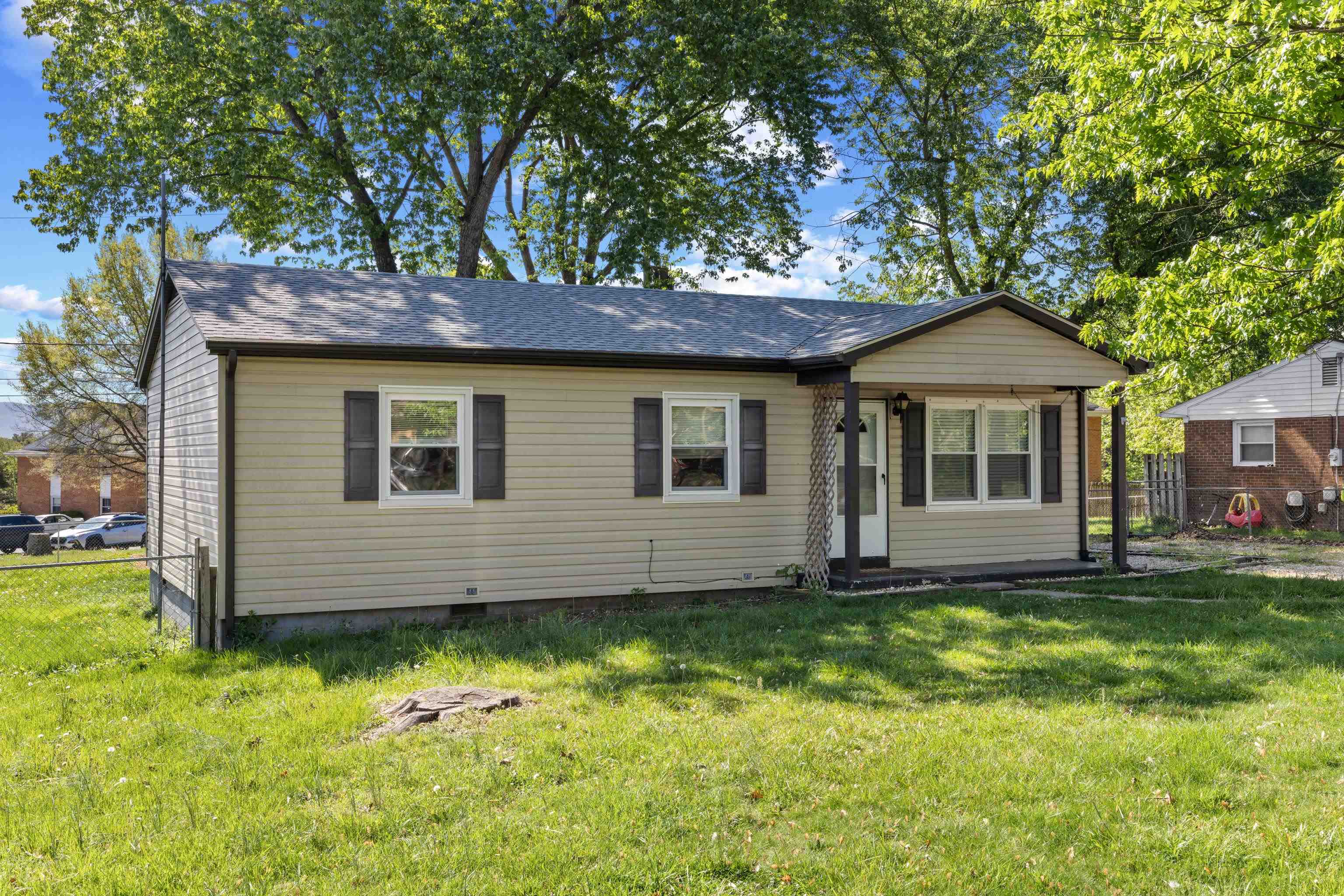 27 SHEN VALLEY DR