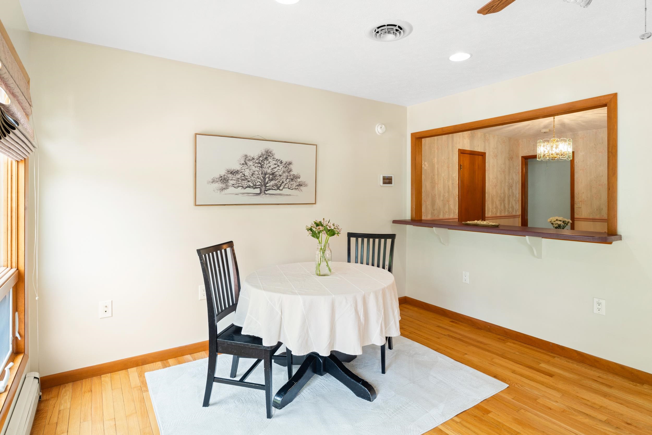 35 HILLSIDE DR