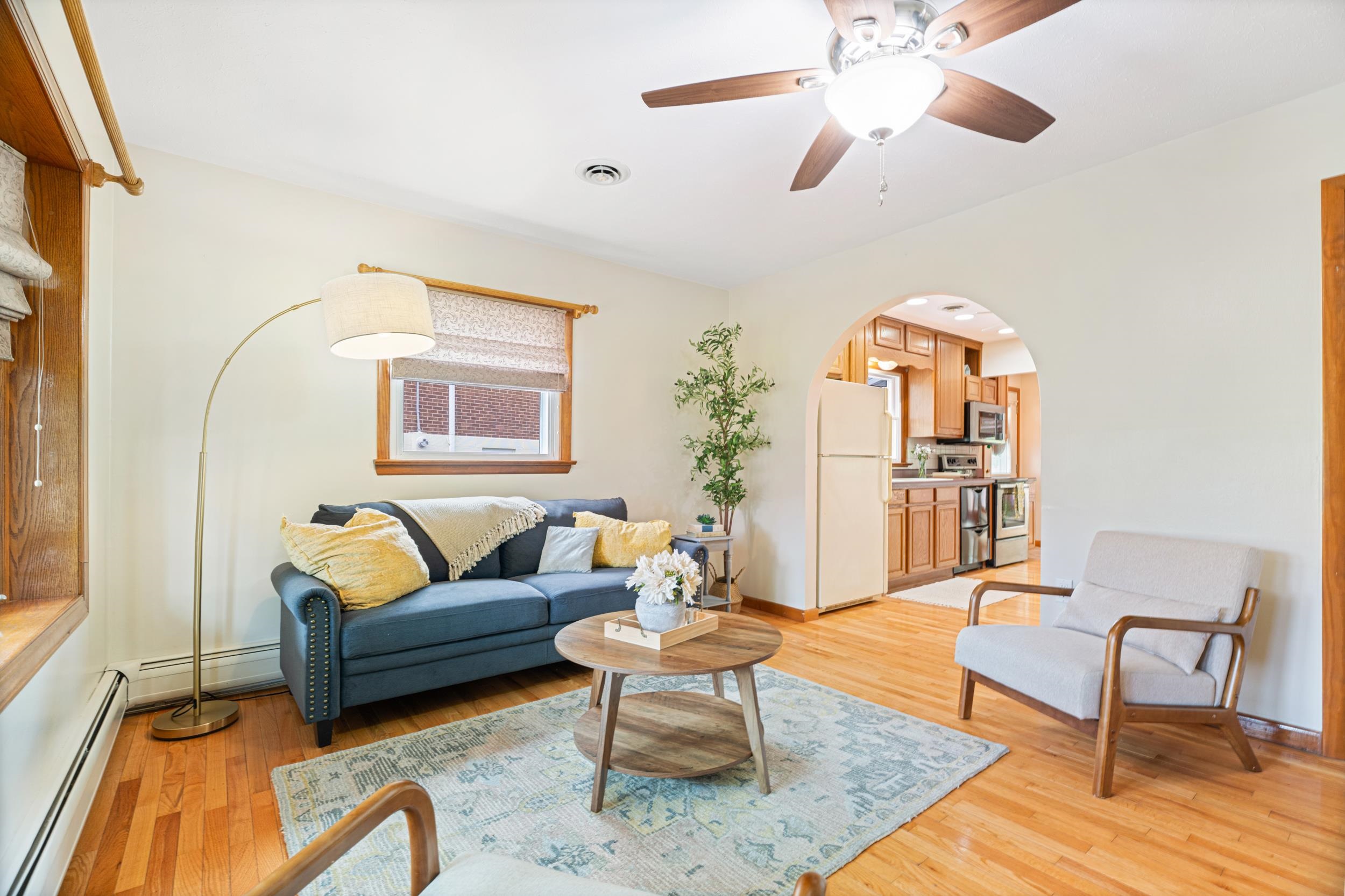 35 HILLSIDE DR