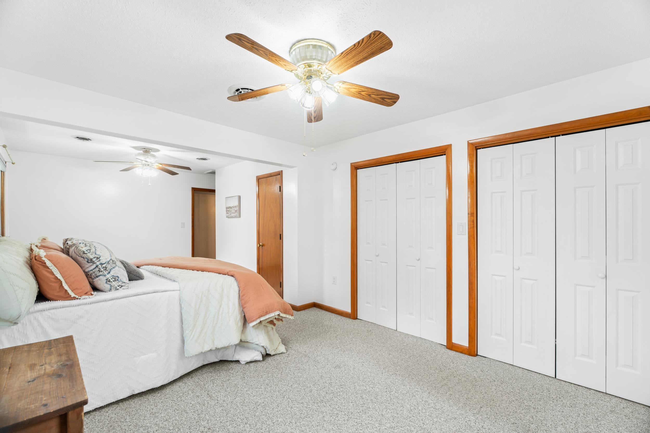 35 HILLSIDE DR