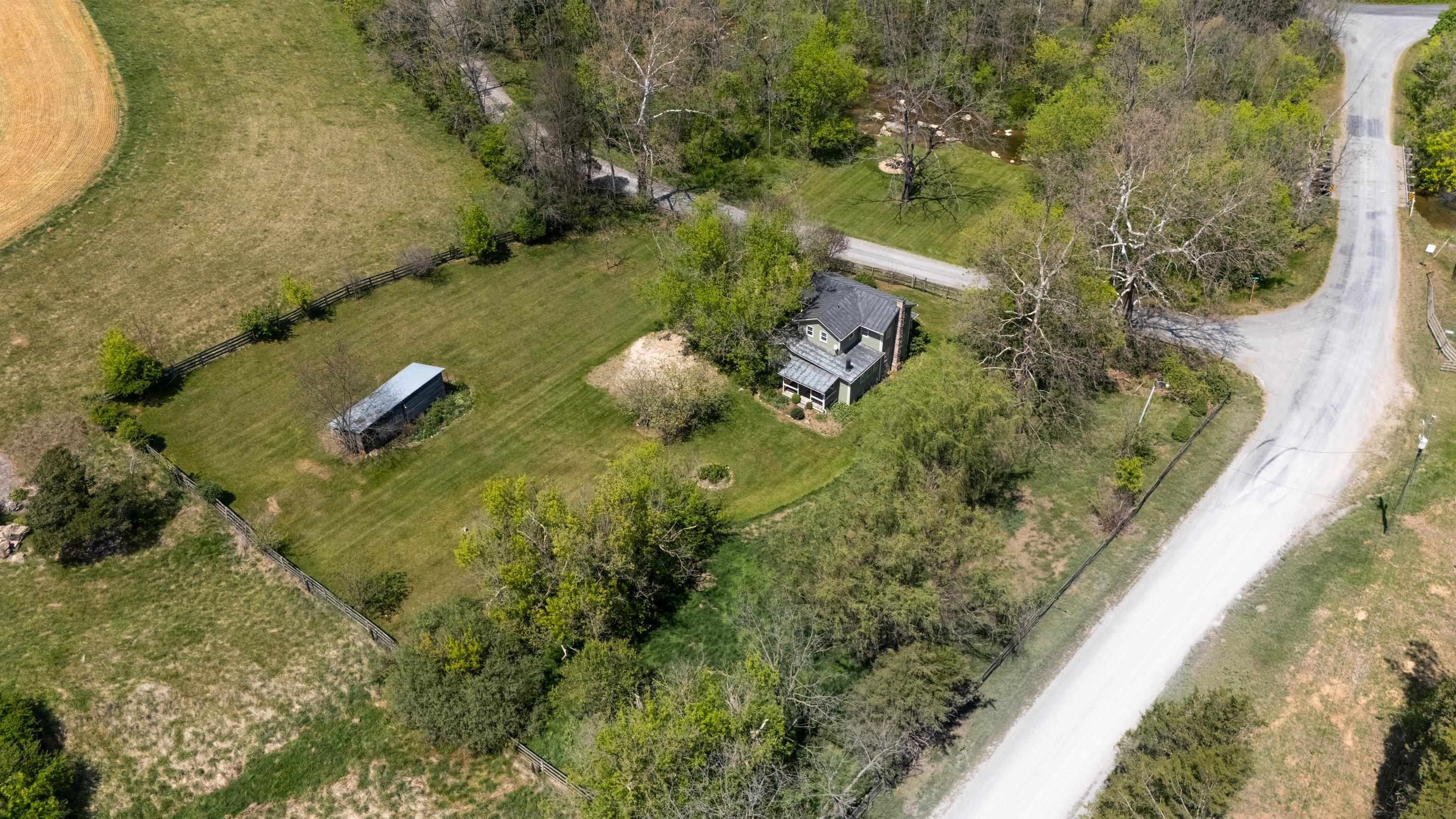 396 BELLEVUE LN