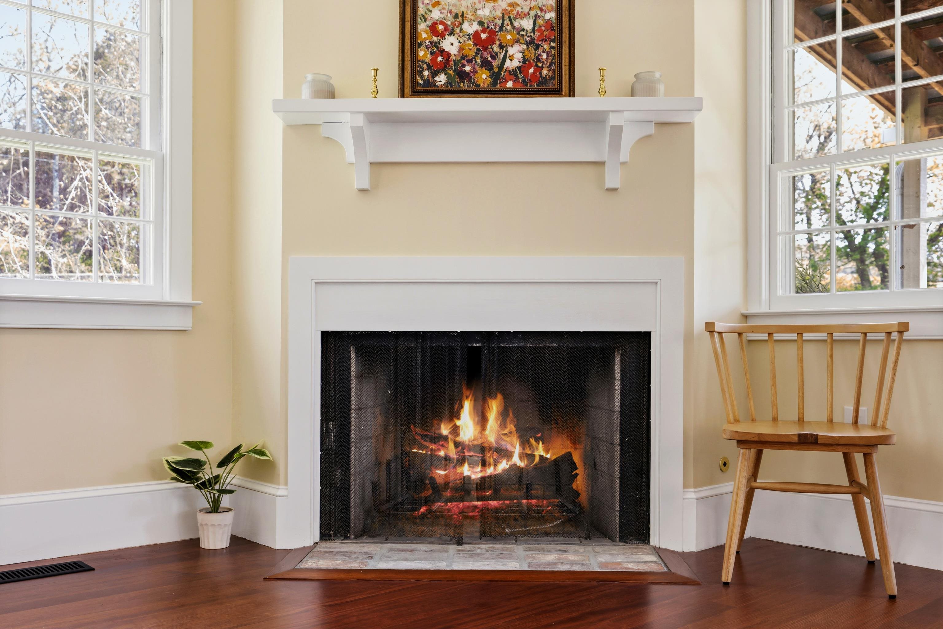 396 BELLEVUE LN