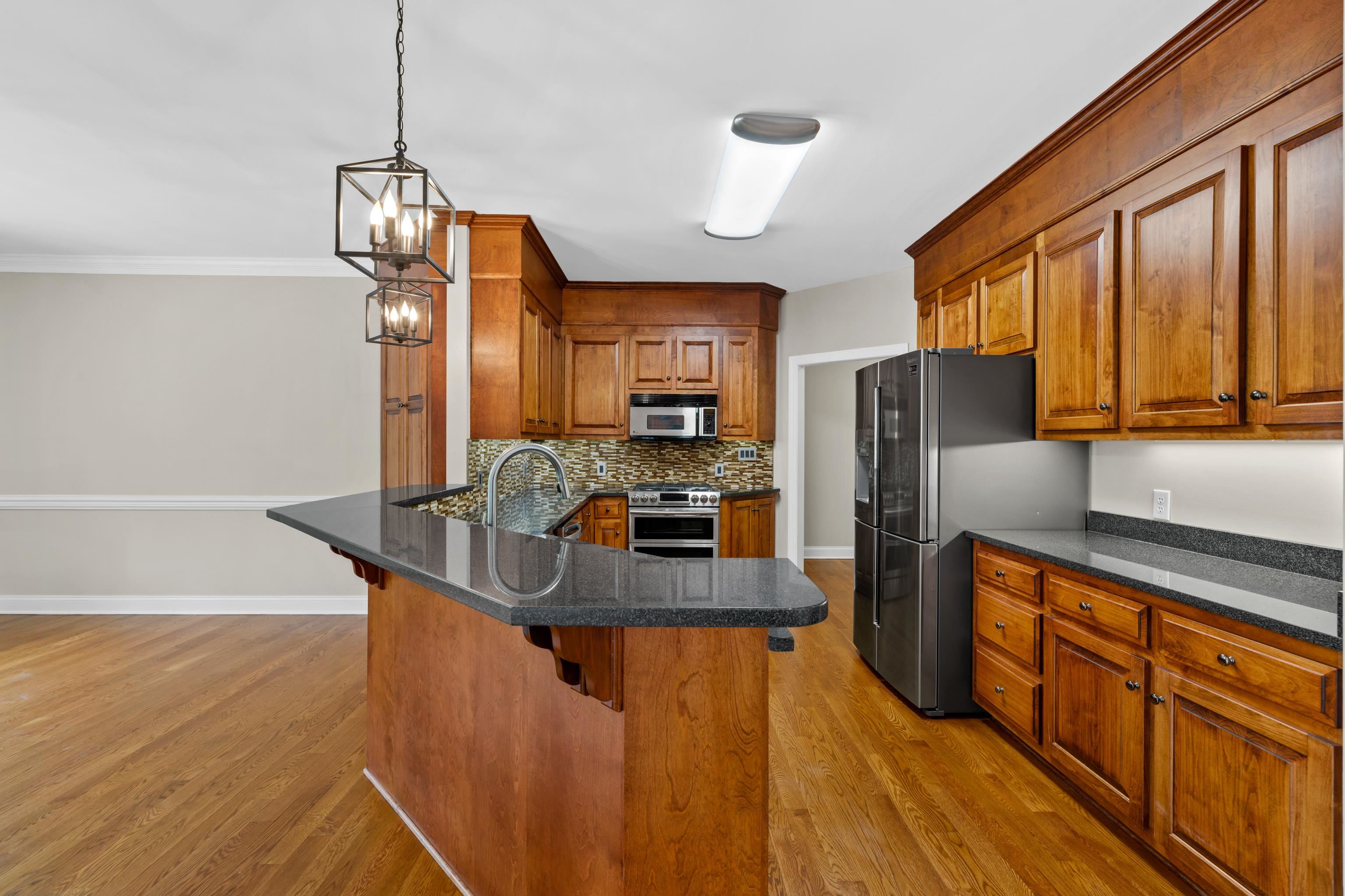 63 STONEYRIDGE LN