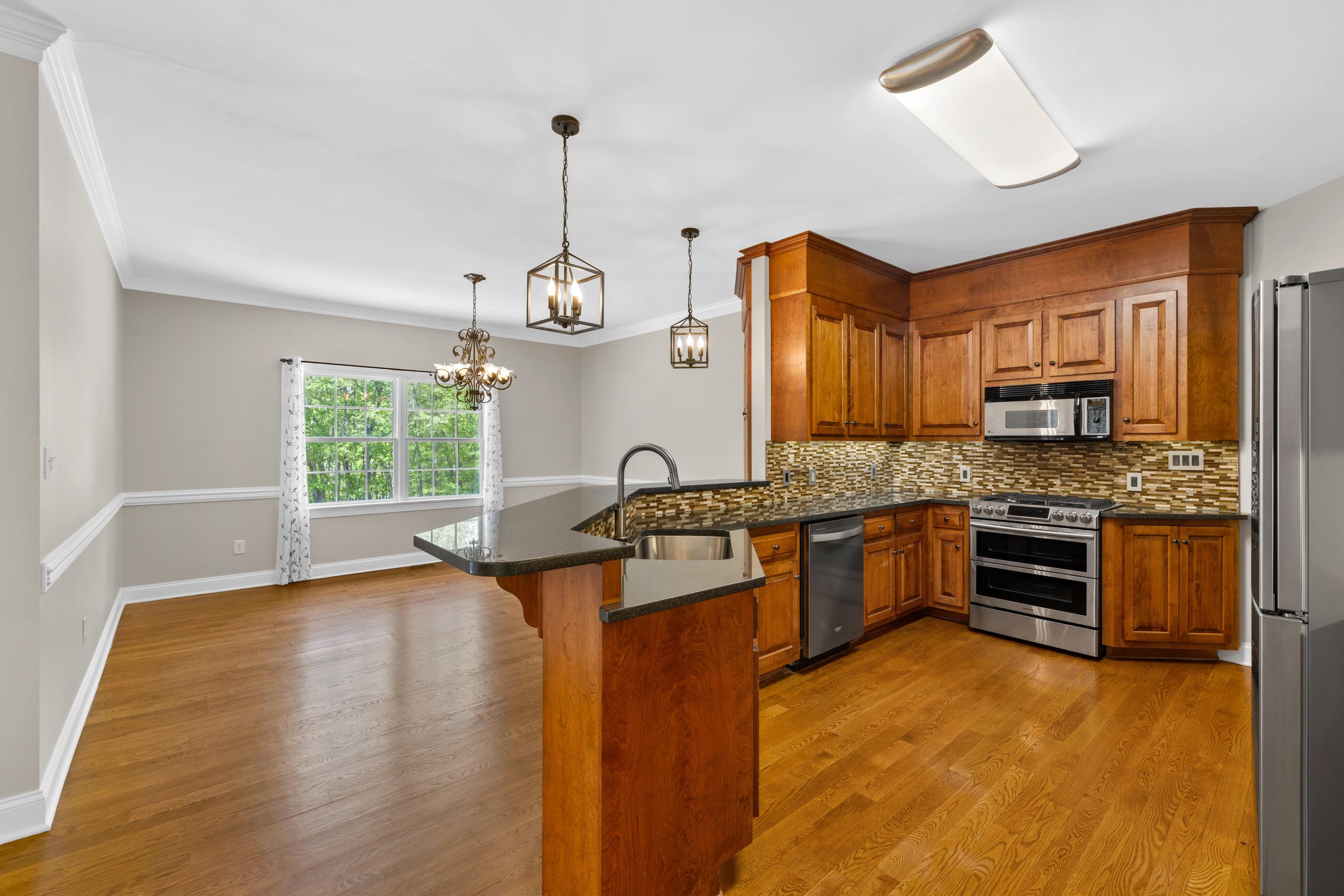 63 STONEYRIDGE LN