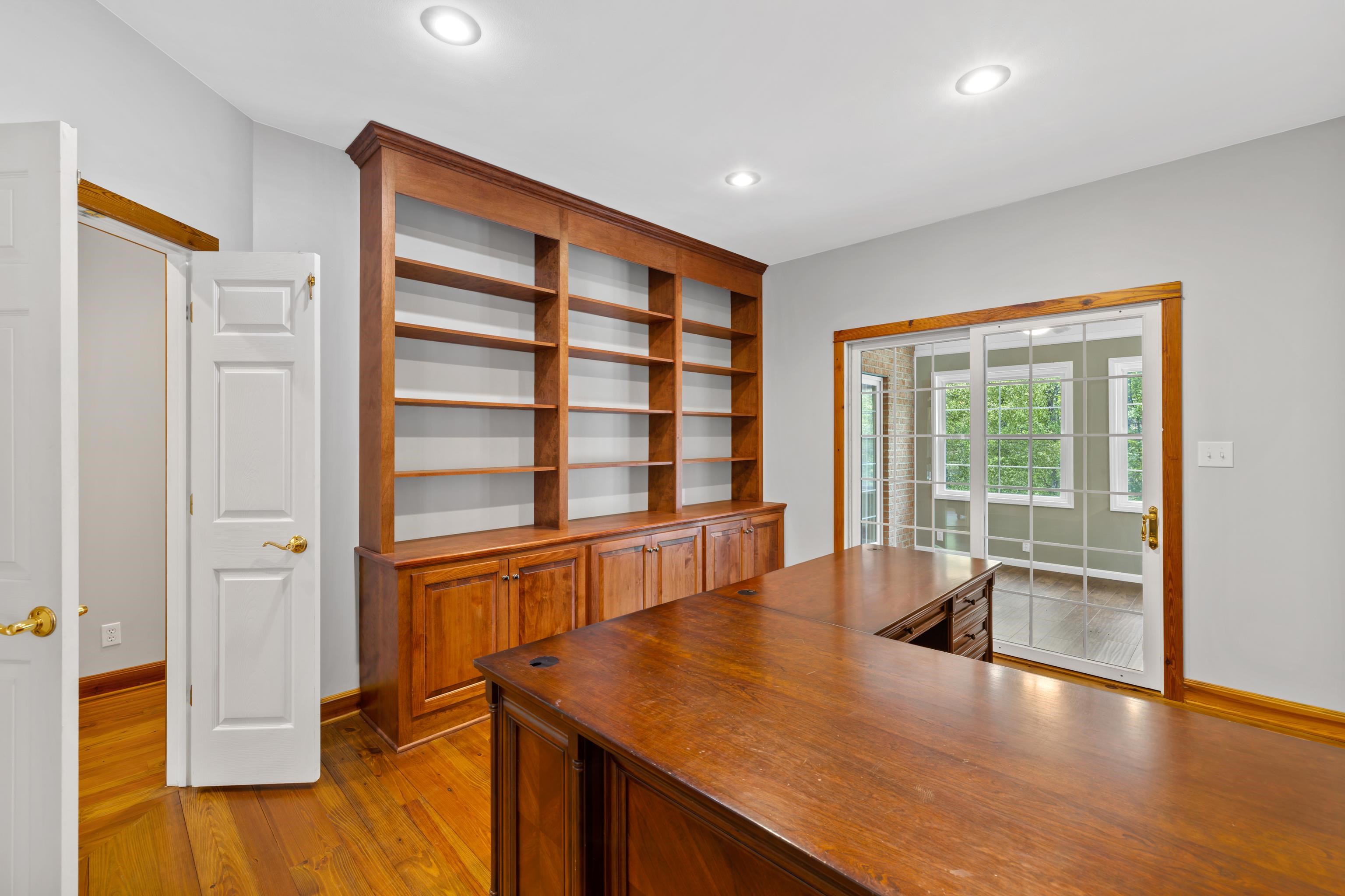 63 STONEYRIDGE LN