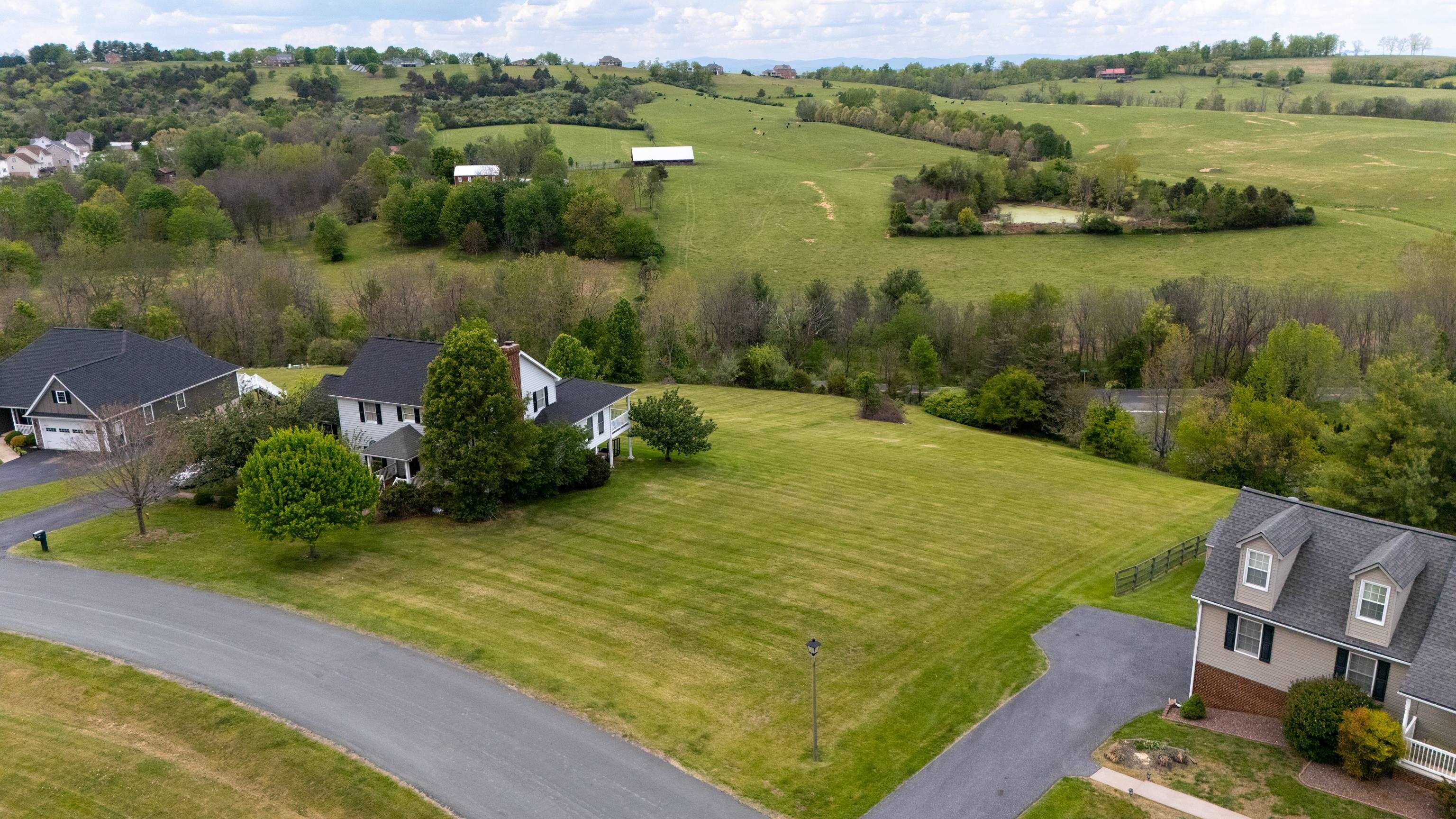Lot JOHNS VALLEY DR