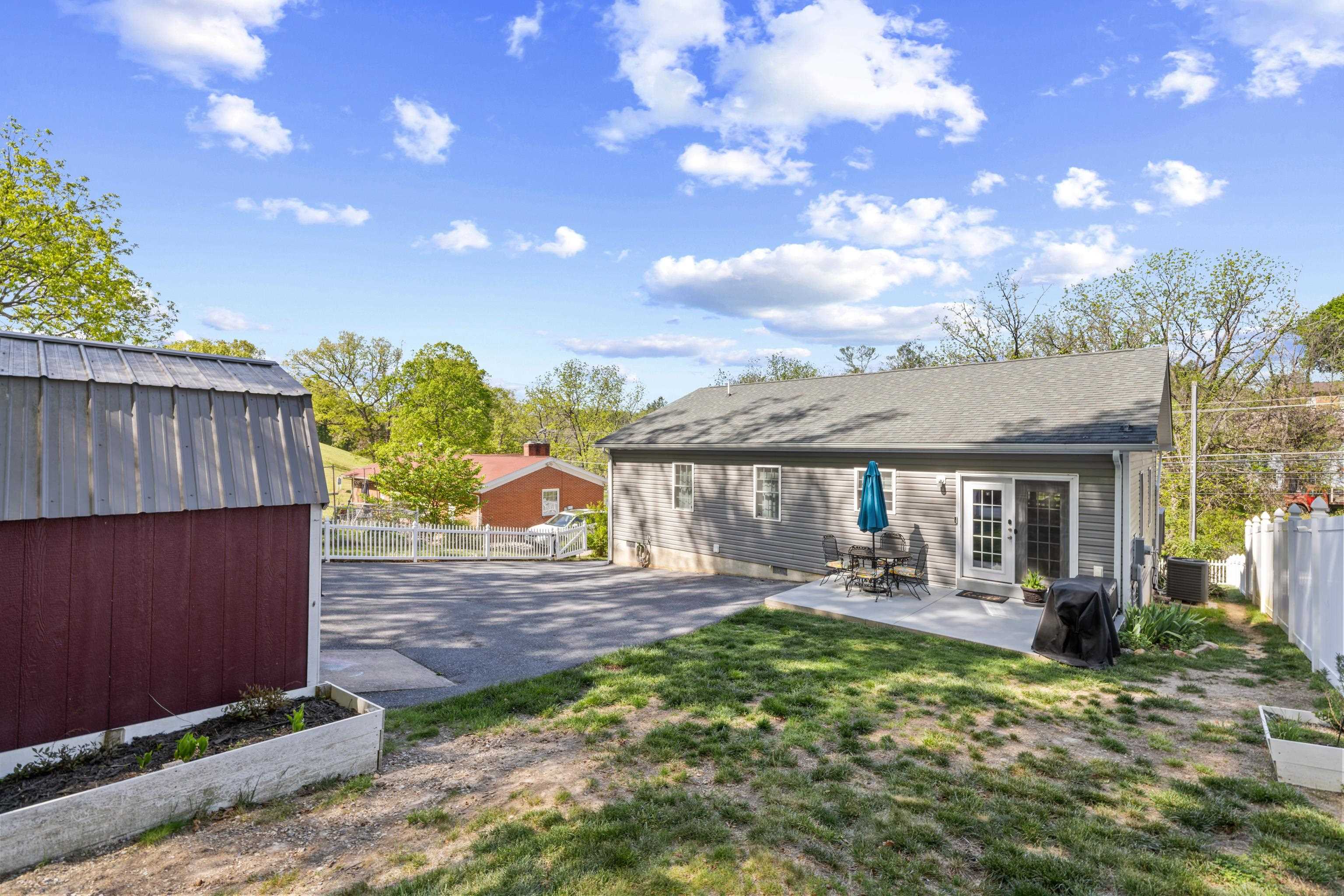 1771 A SHUTTERLEE MILL RD