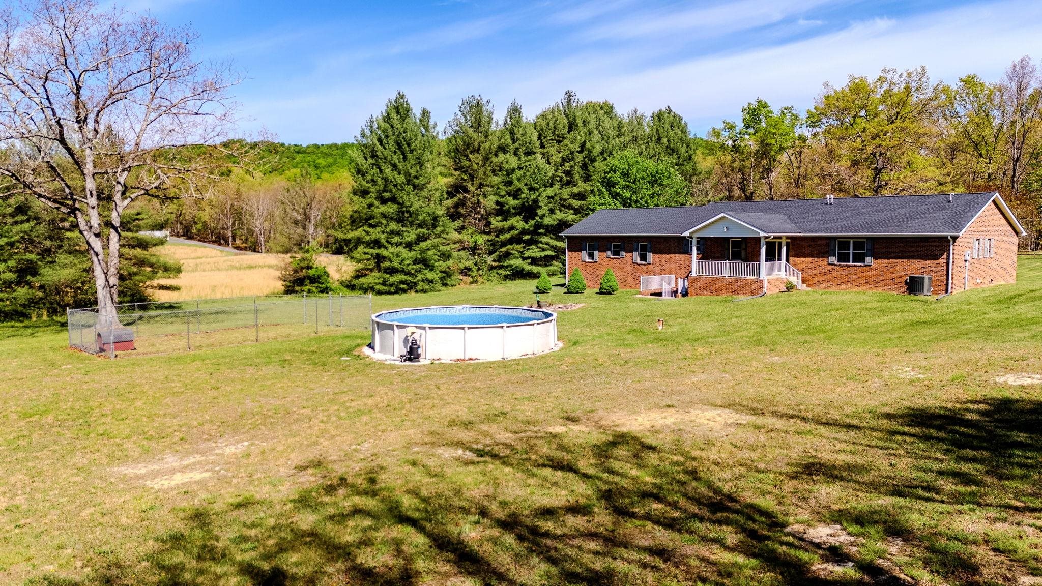 182 MIKES KNOB LN