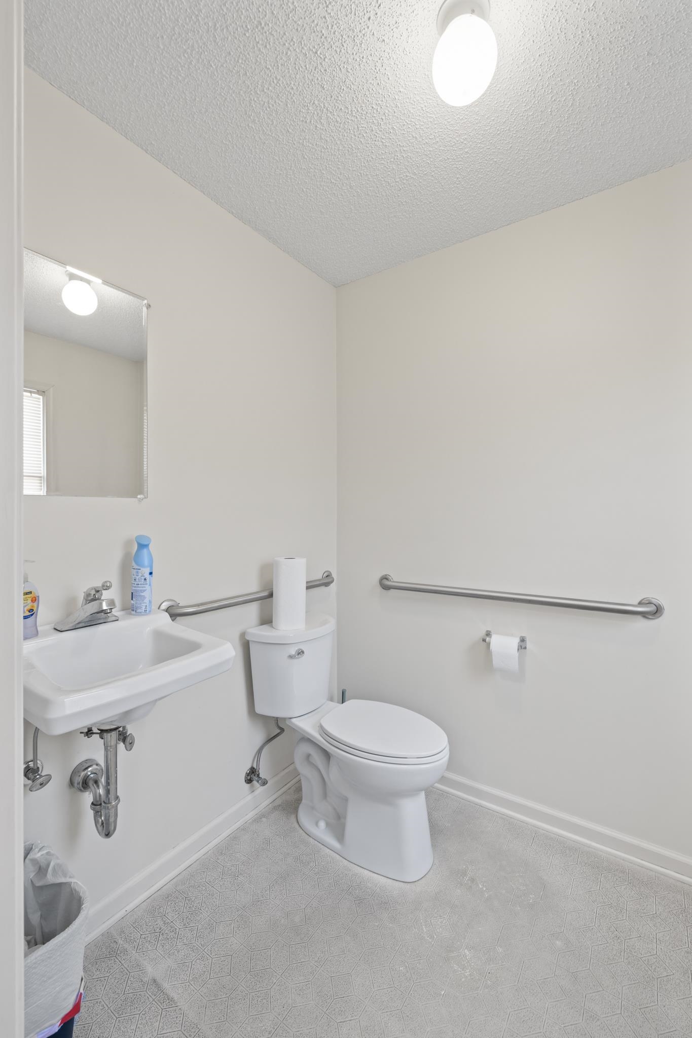 2780 STUARTS DRAFT HWY Unit: 106