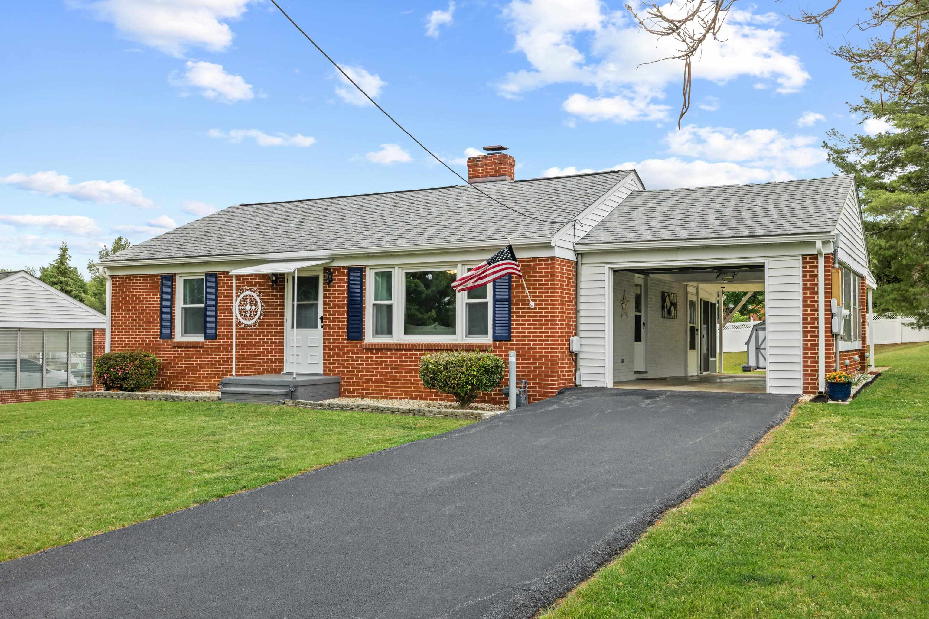 118 STUART AVE