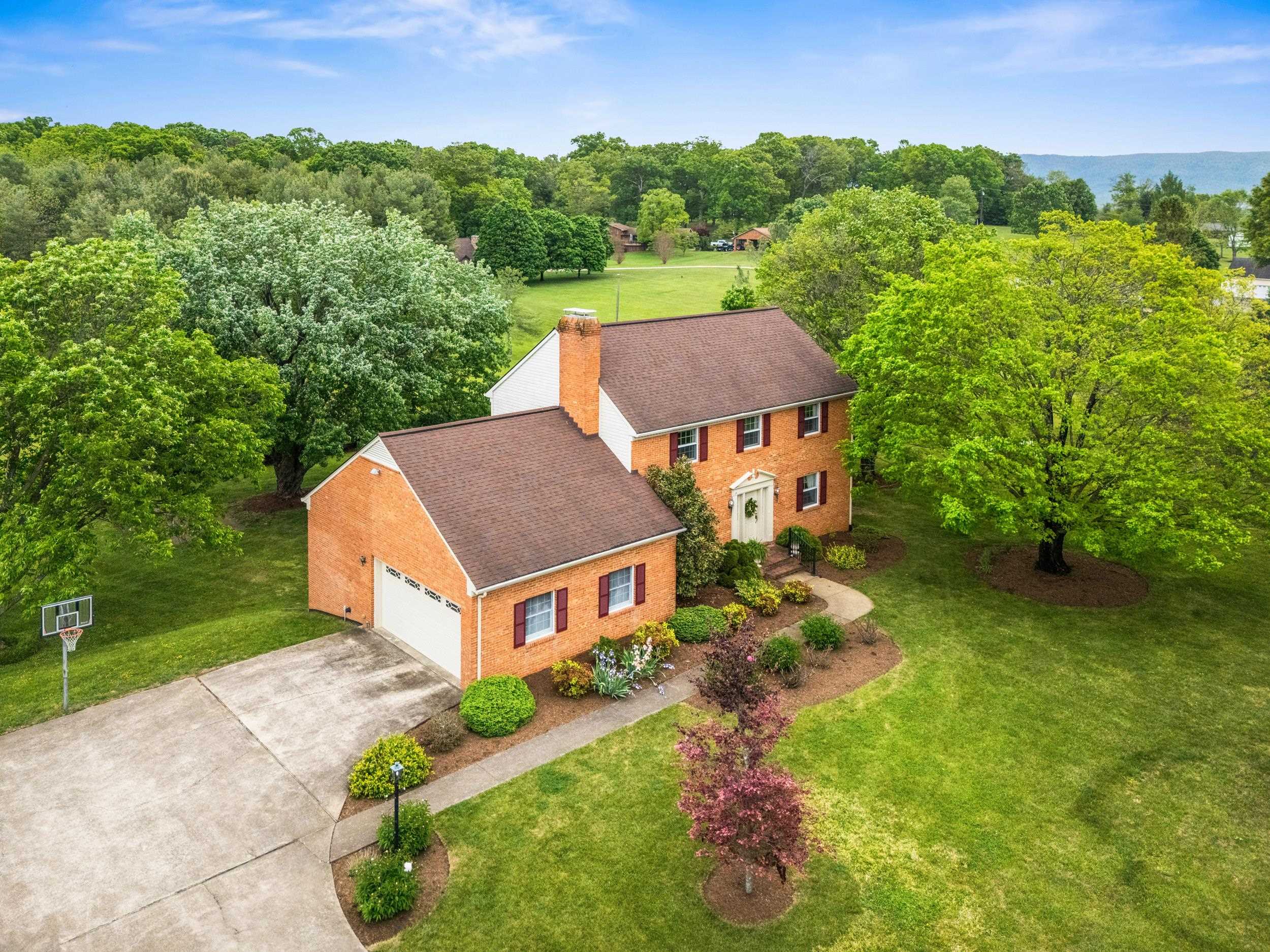 32 HENKEL RD